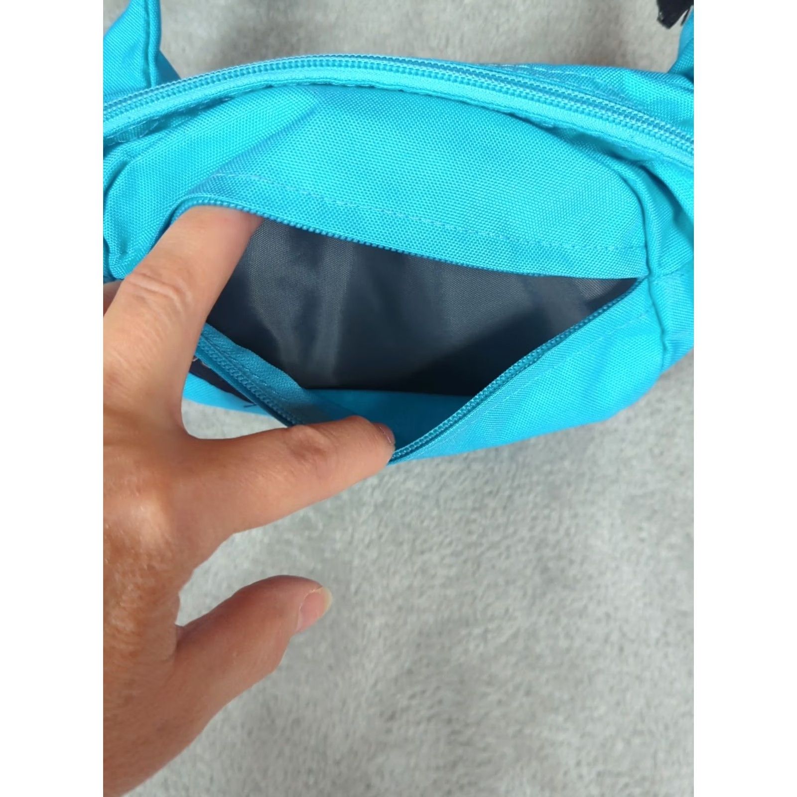 Jansport JanSport Aqua Blue Waist Fanny Pack Bag Crossbody Zip Pocket Adjustable Strap OS Unisex Adults Small Matte Nylon Lining 90s Outdoor Sports Size ONE SIZE - 6 Thumbnail