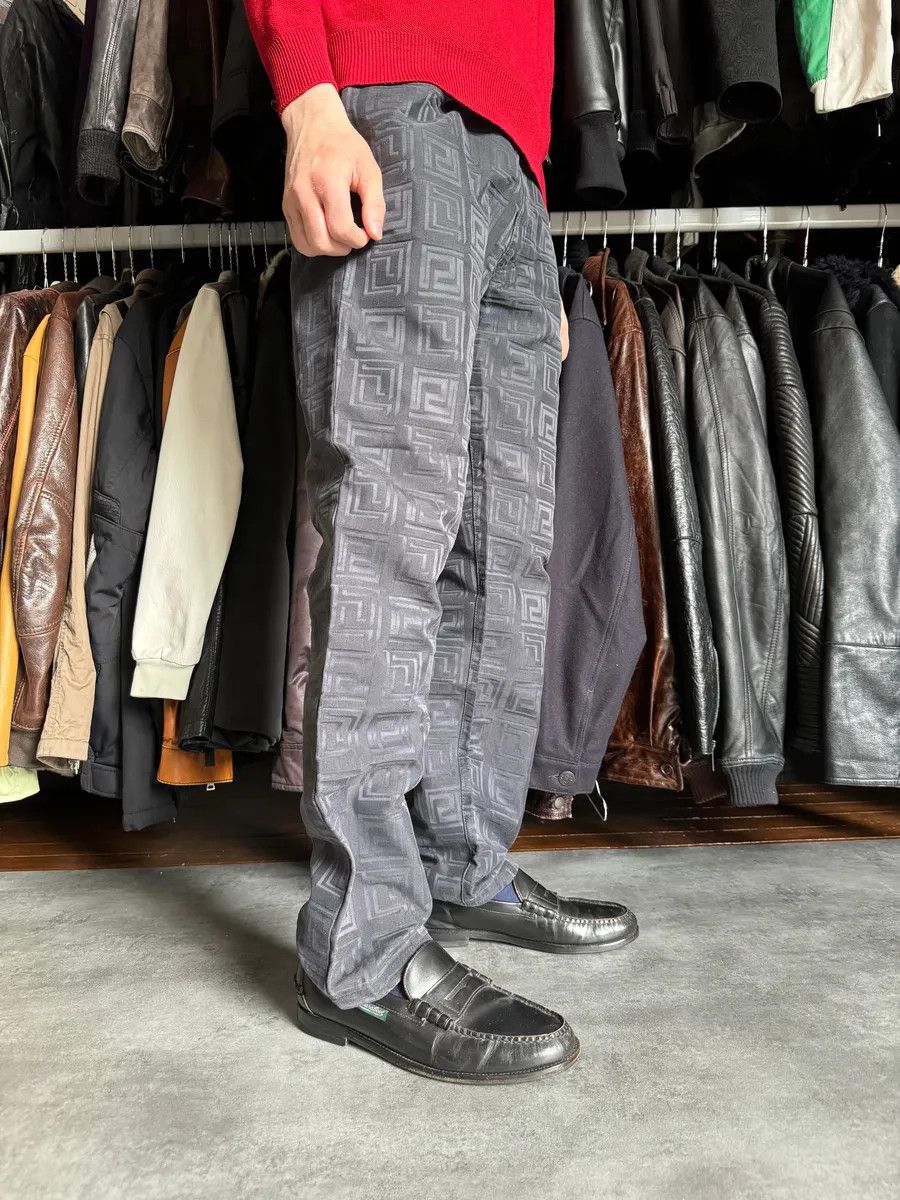 Designer × Versace × Vintage 2000s Versace Black Flicker Shadow Pants Size US 32 / EU 48 - 6 Thumbnail