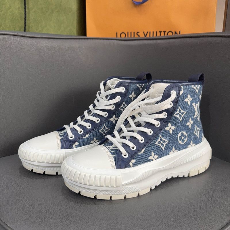 Louis Vuitton Louis Vuitton Squad Boot Monogram High-Top Sneakers 0079 Size US 6 / EU 39 - 1 Thumbnail