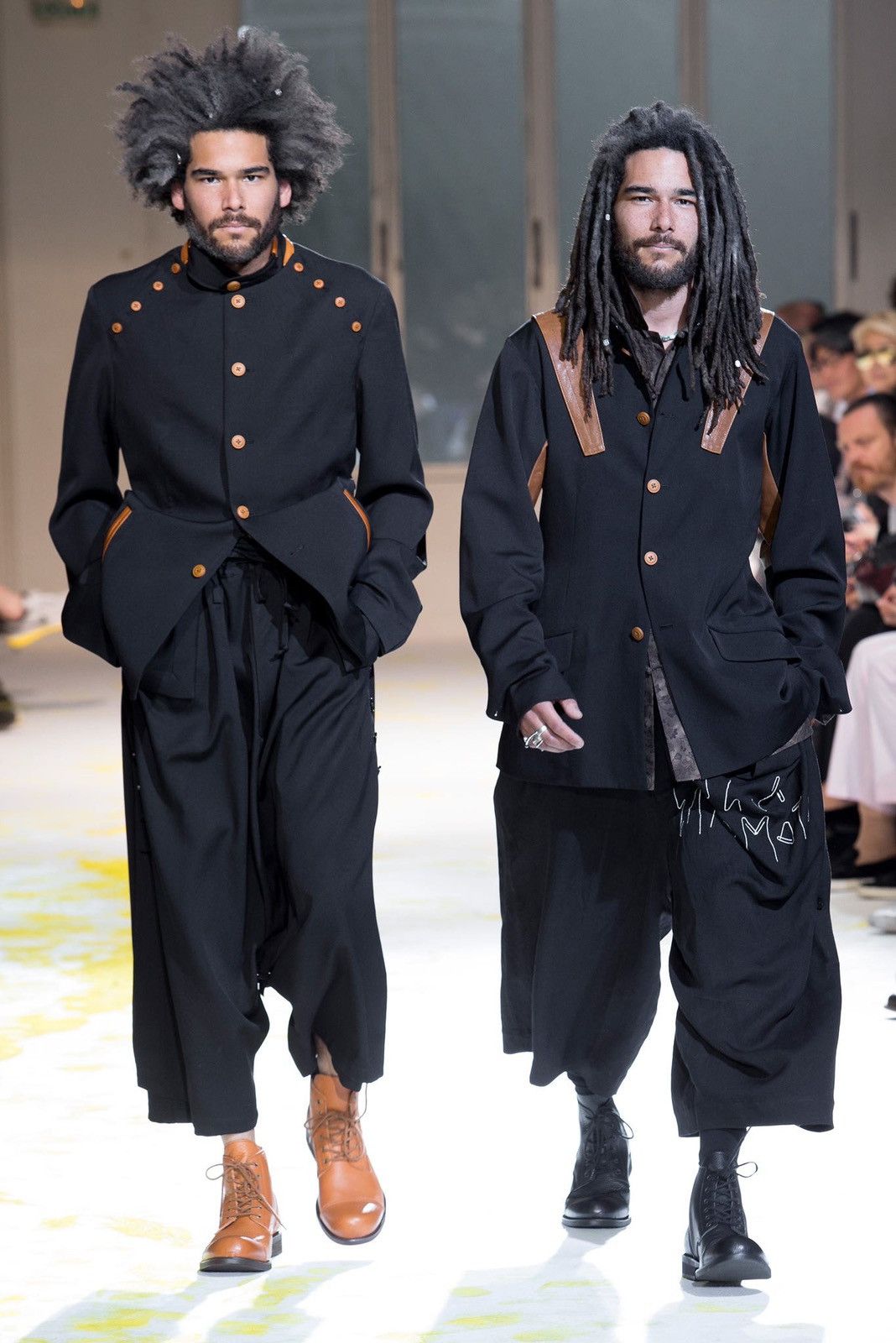 image of Ss15 Yohji Yamamoto Pour Homme Shorts in Black, Men's (Size 30)