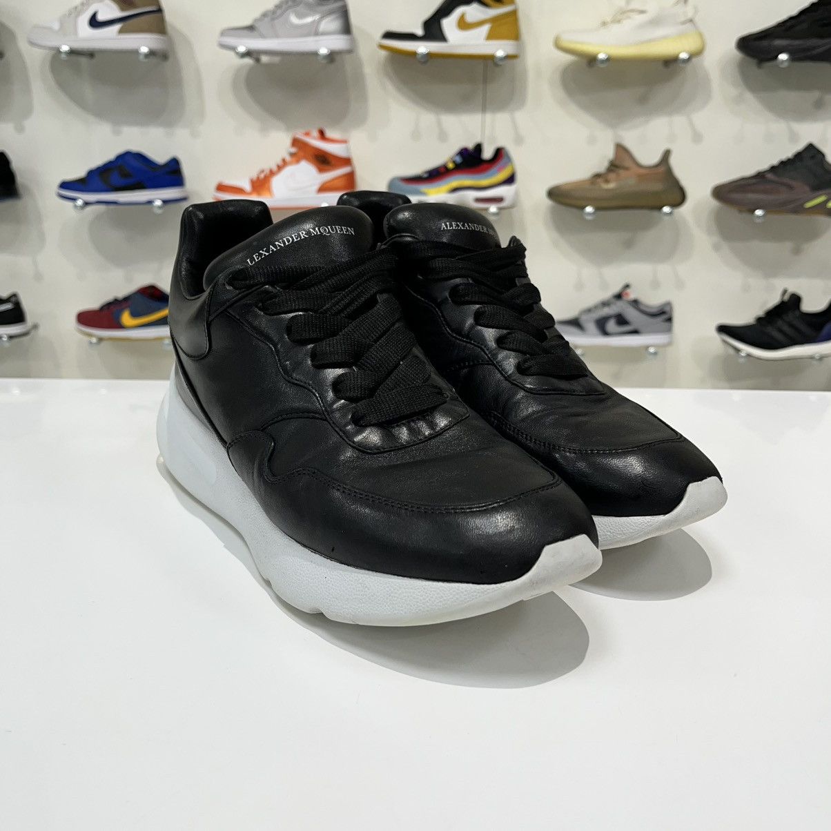 Alexander McQueen Alexander McQueen Sneakers Black Size US 9 / EU 42 - 8 Thumbnail