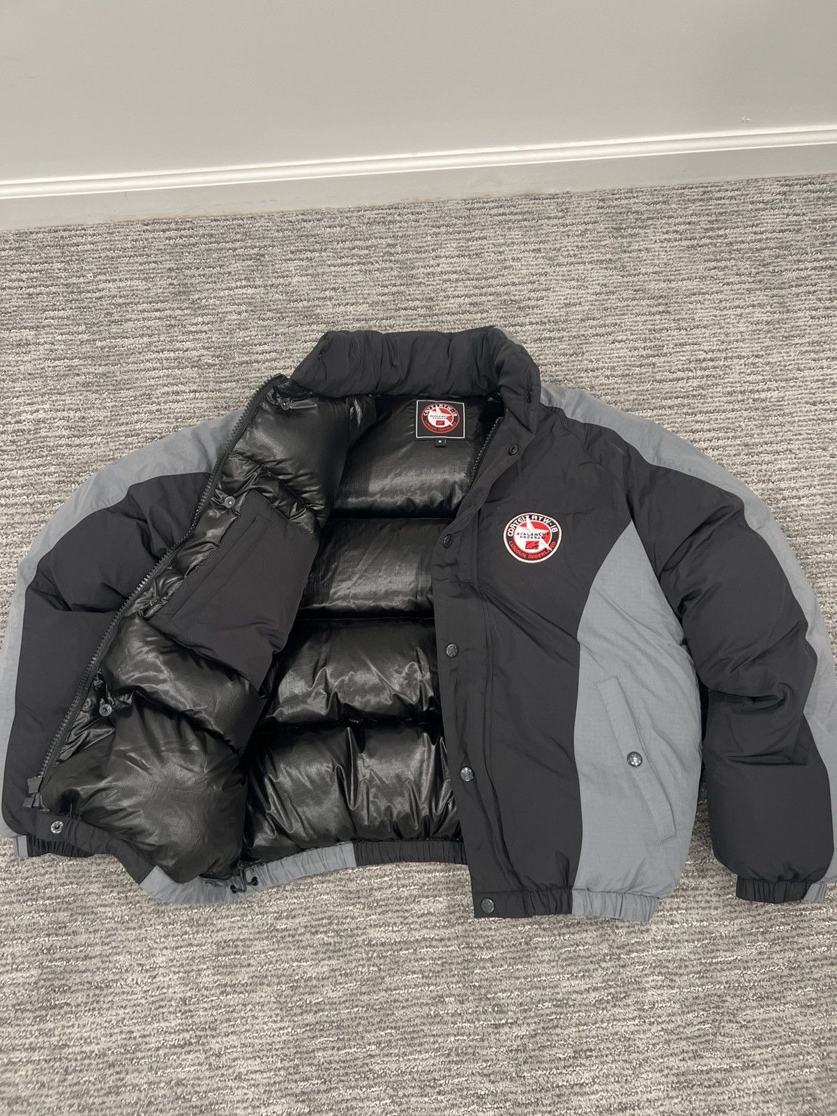 Corteiz Corteiz Avalanche Bolo Down Jacket ‘black’ Size US S / EU 44-46 / 1 - 1 Thumbnail