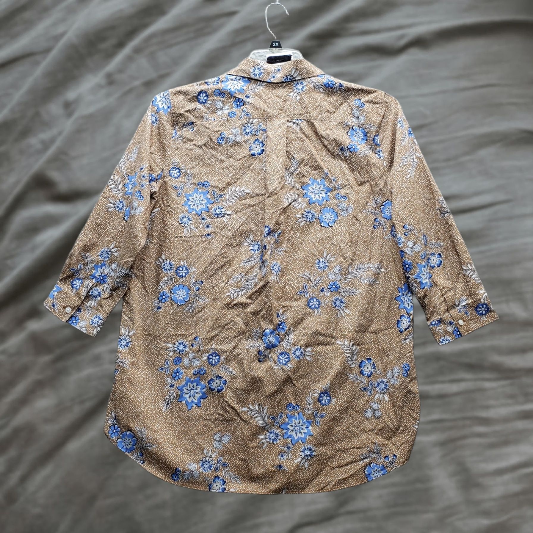 Lands' End Lands' End Casual Shirt Womens Size 10 Multicolor Floral Supima Cotton Non Iron Collared Shirt Size L / US 10 / IT 46 - 1 Thumbnail