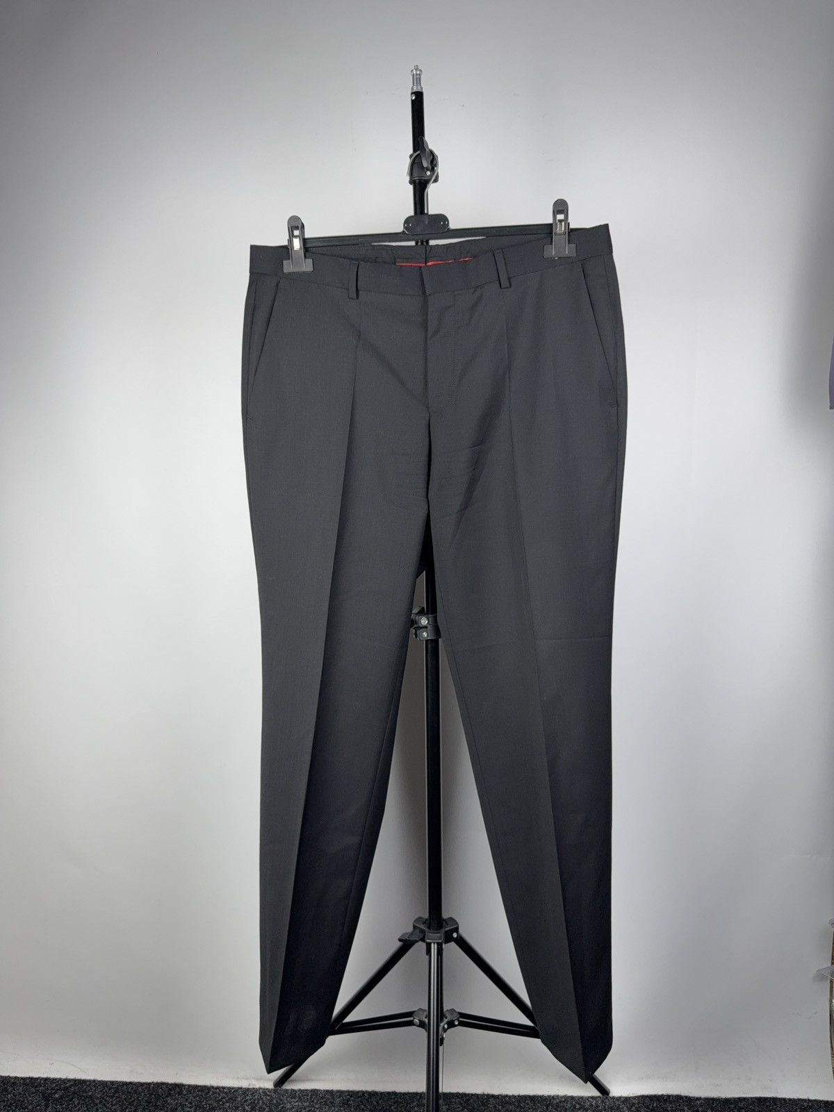 Hugo Boss Hugo Boss Luxury 00s Black Dress Pants Classic Trousers Size US 34 / EU 50 - 2 Thumbnail