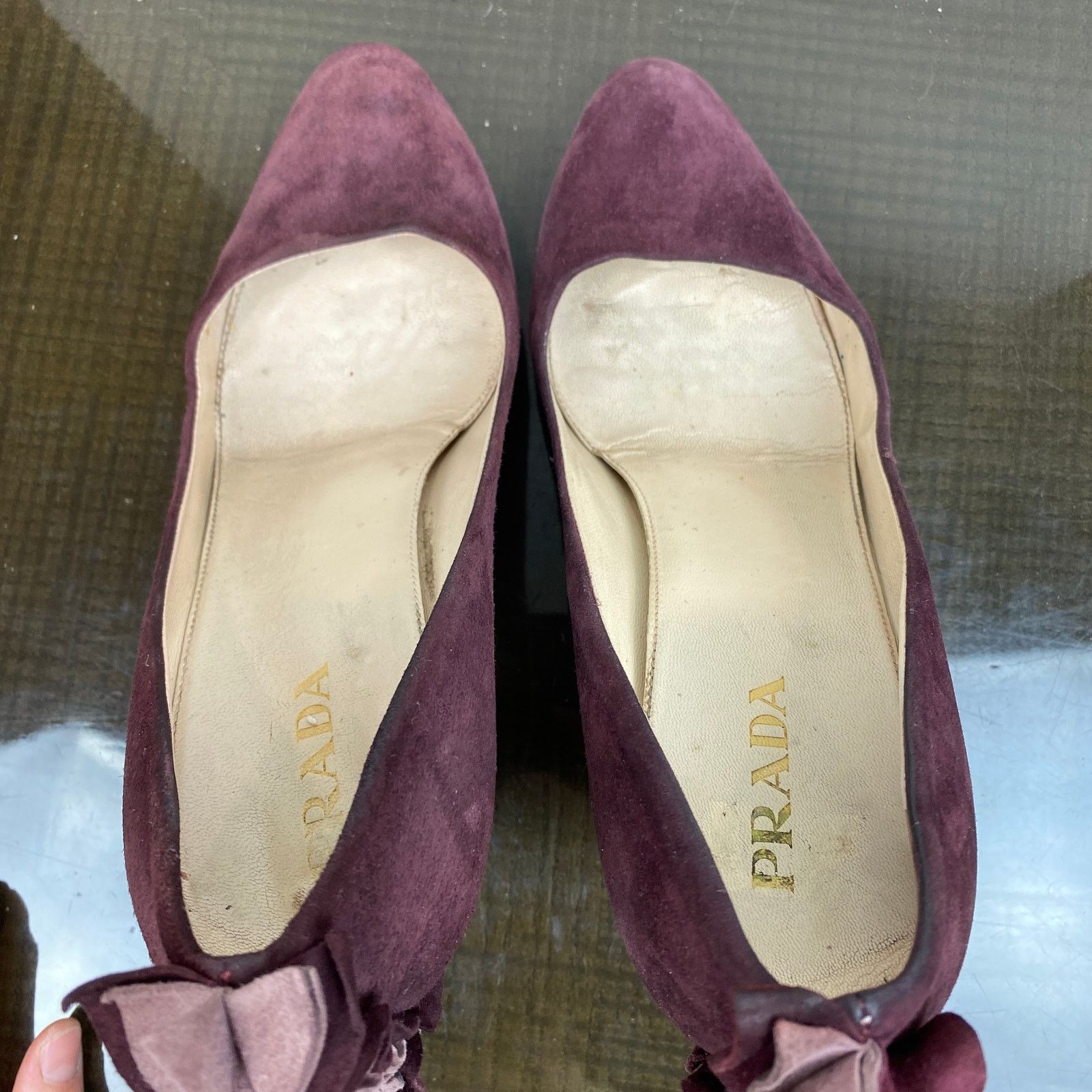 Prada Prada Suede Ruffle Back Heels Women's 39 US 9 Designer Glam Size US 9 / IT 39 - 10 Thumbnail