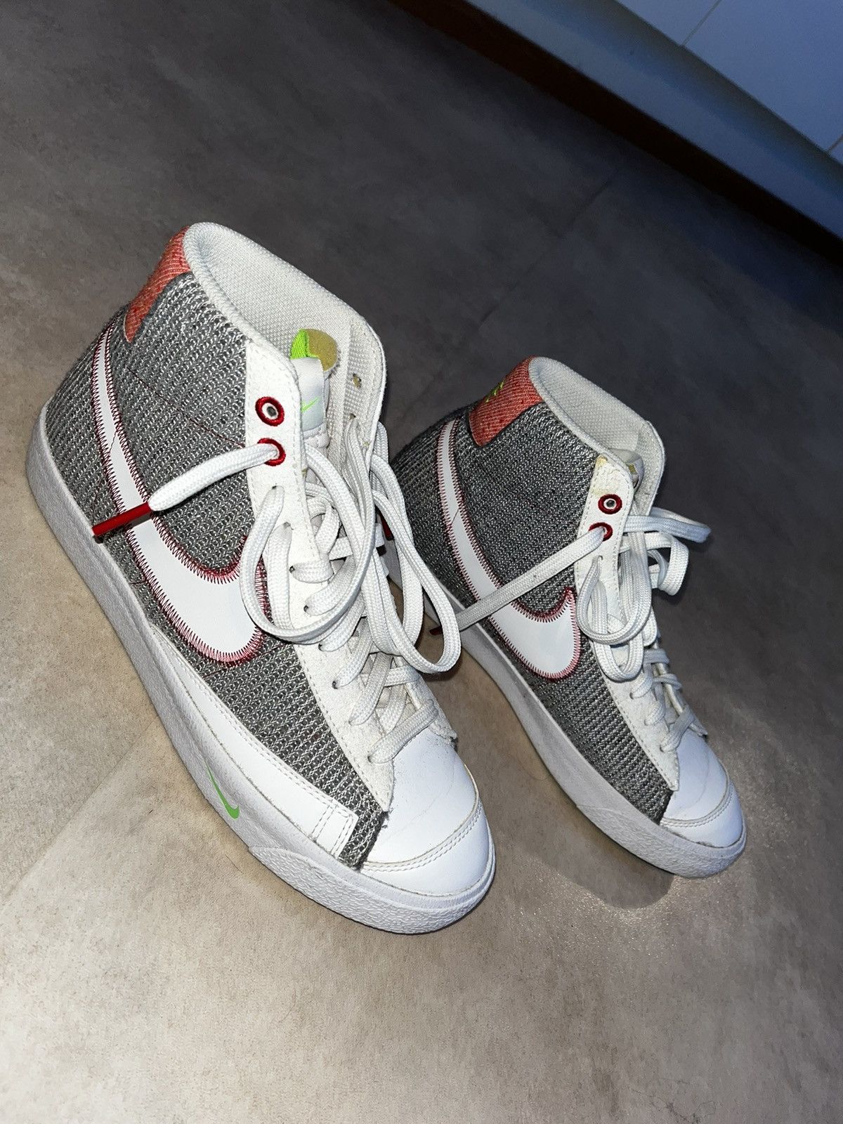 Nike Nike Blazer Mid ’77 Size US 8 / EU 41 - 6 Thumbnail