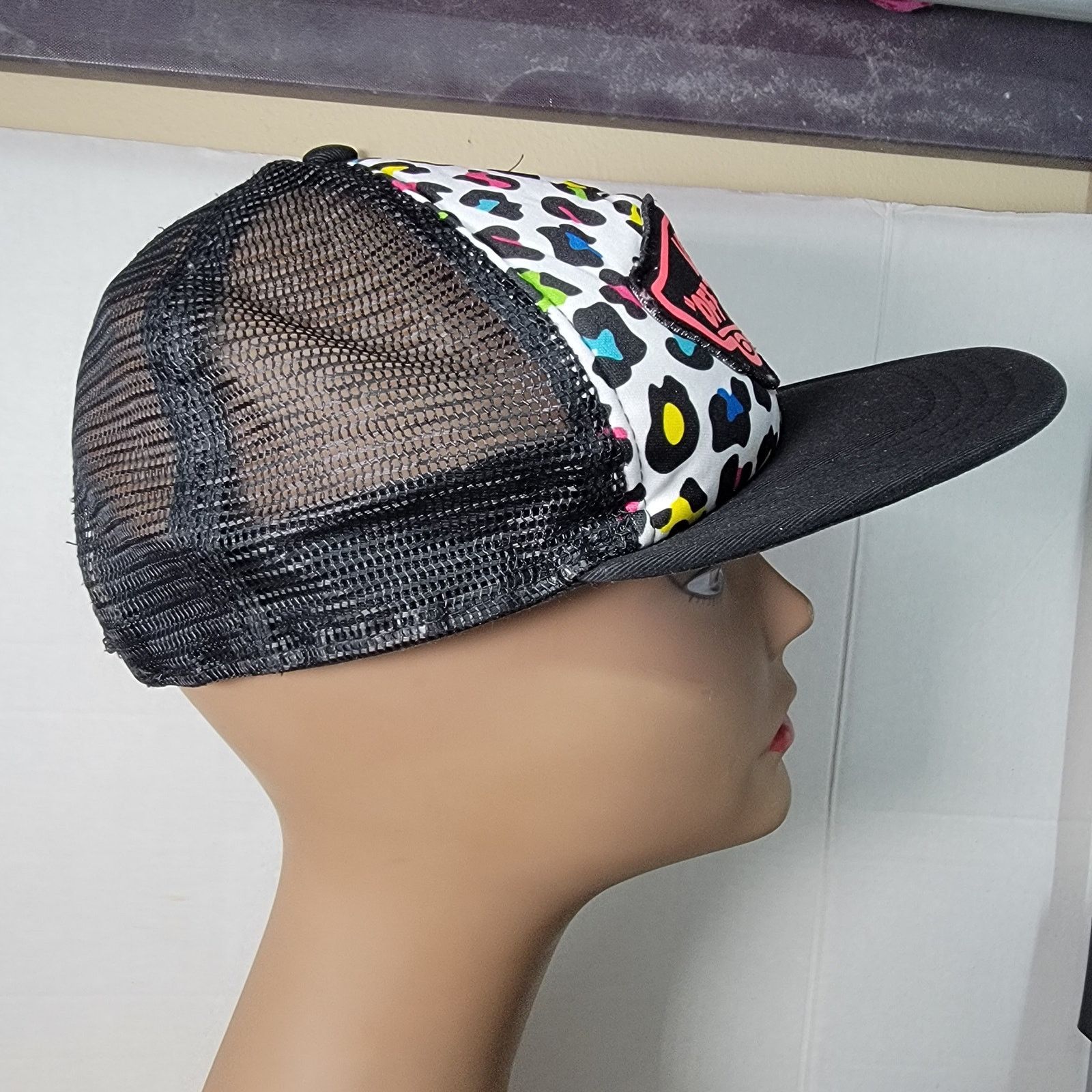 Vans VANS Retro Snap Back Trucker Hat "Off The Wall" Size ONE SIZE - 3 Thumbnail