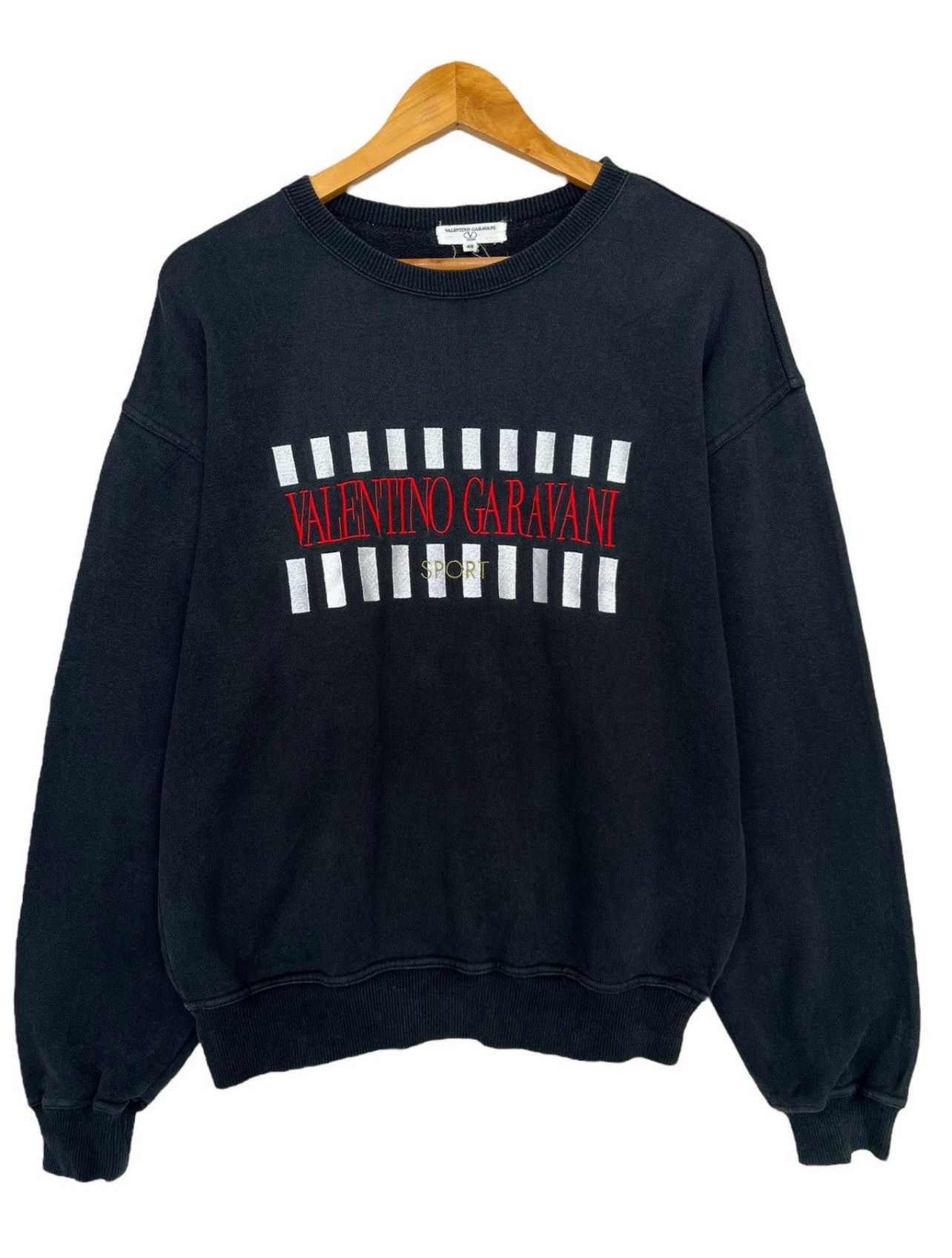 Valentino Vintage 90s Valentino Garavani Spellout Black Sweatshirt Size US M / EU 48-50 / 2 - 2 Thumbnail