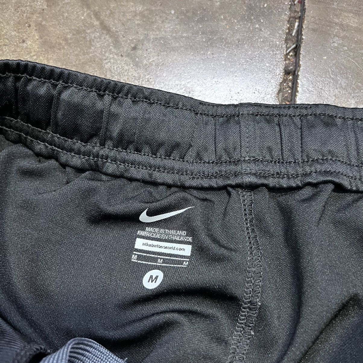 Nike Vintage Y2K Nike Mini Swoosh Sweatpants Baggy Wide Leg Size US 30 / EU 46 - 8 Thumbnail