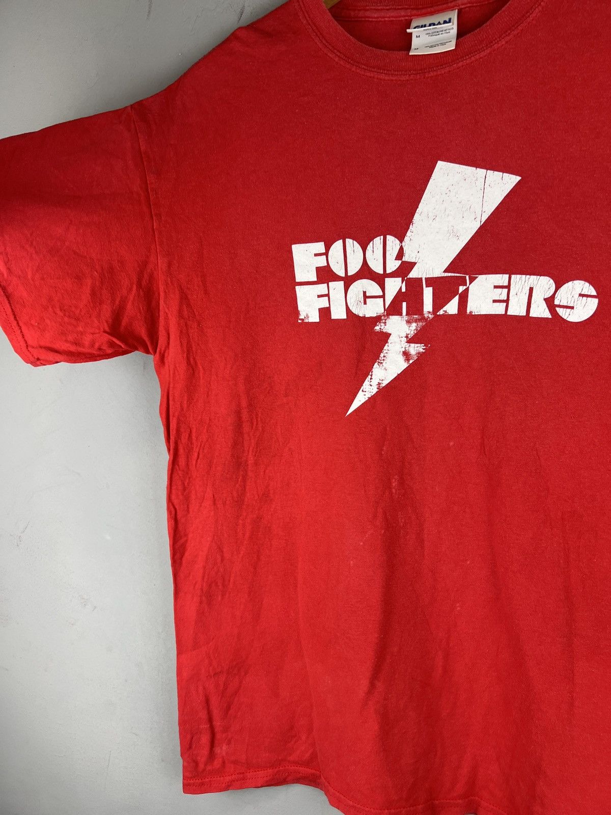 Band Tees × Vintage Vintage 00s Foo Fighters Red band big logo tshirt Size US M / EU 48-50 / 2 - 3 Thumbnail