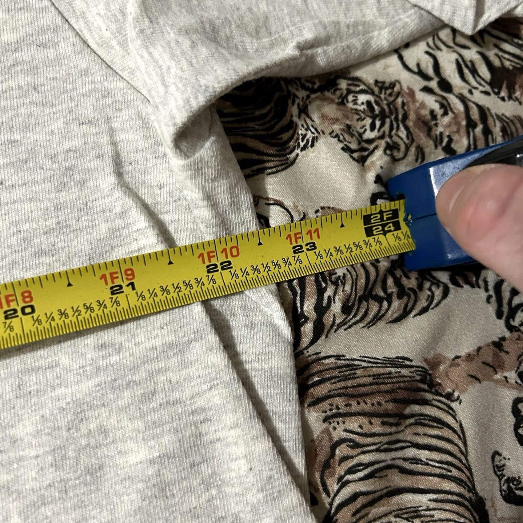 Anvil VINTAGE Home Improvement Parody Jesus Shirt XL Men's Gray 90s T-Shirt Size US XL / EU 56 / 4 - 5 Thumbnail