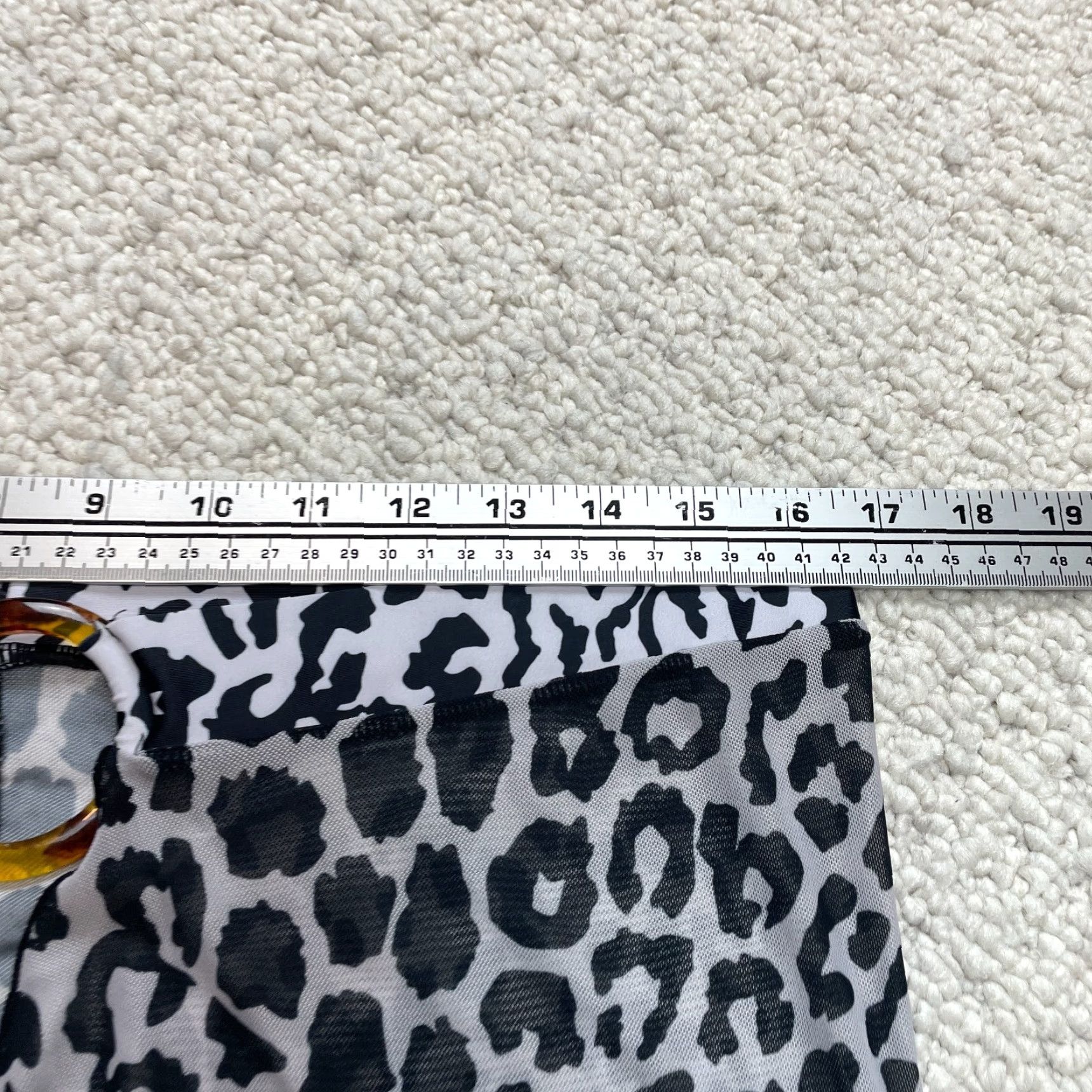 Shein Shein Skirt Womens 2XL Gray Leopard Print Polyester Lightweight Knit High Rise Knee Length Mini Short Size 40" / US 18 - 5 Thumbnail