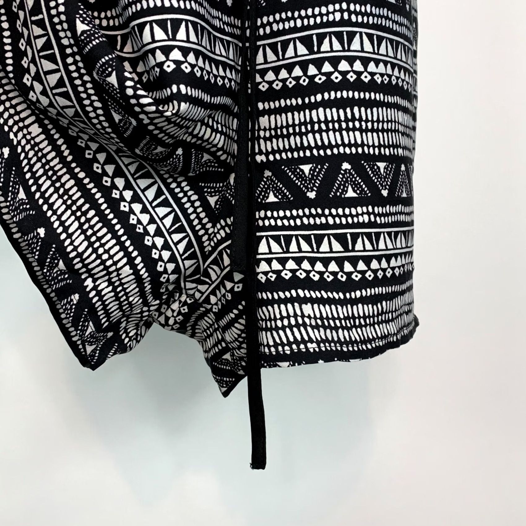 Harmony Harmony + Havoc Romper Womens Size L Aztec Pattern Straps Drawstring Waist Size 36" / US 14 / IT 50 - 6 Thumbnail