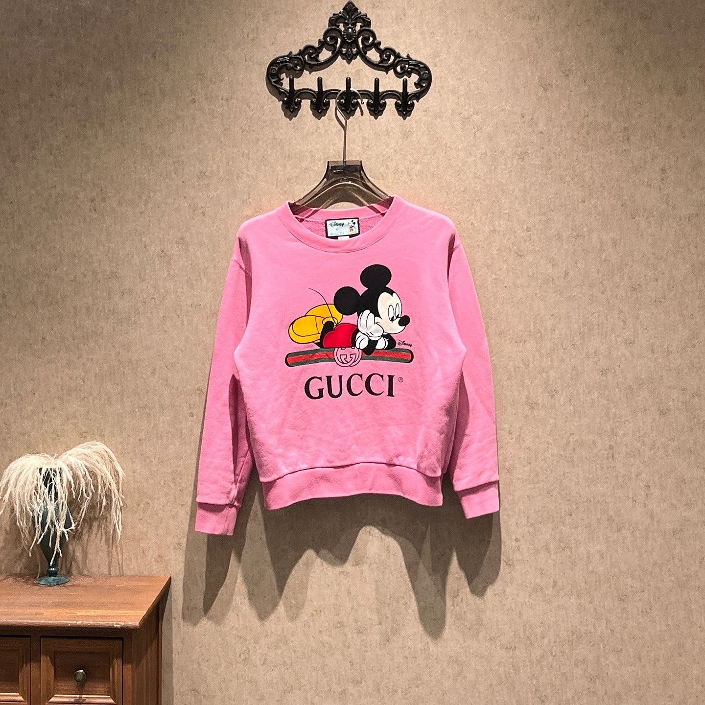Gucci Gucci x Disney Mickey Mouse Pink Sweatshirt Size XXS Size XXS / US 00 / IT 34 - 1 Thumbnail