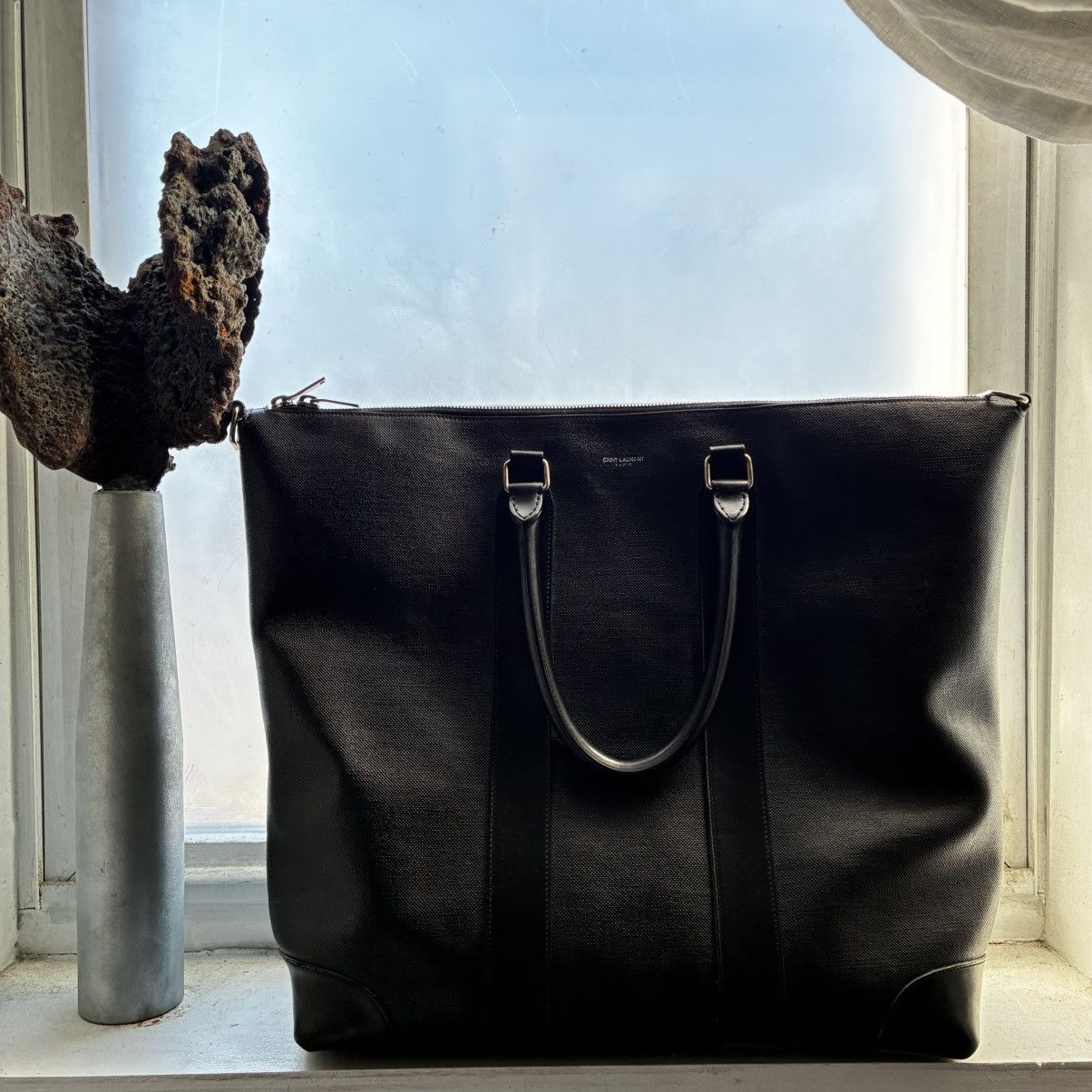 Saint Laurent Paris Saint Laurent Classic Zip Leather Tote Size ONE SIZE - 1 Thumbnail