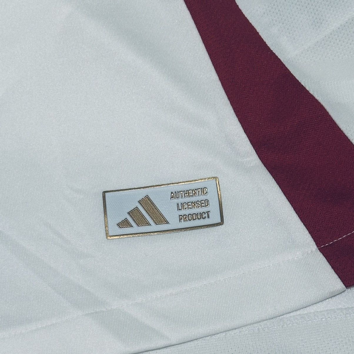 Y-3 Adidas Y-3 Japan National Soccer Team 2024 Away Authentic Size US XXL / EU 58 / 5 - 6 Thumbnail