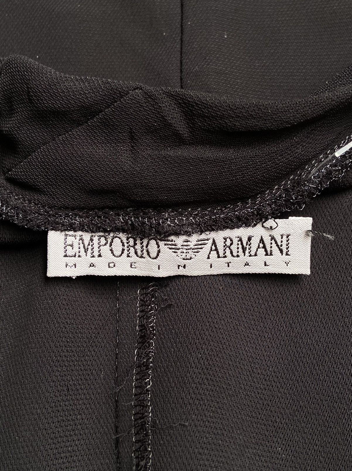 Emporio Armani EMPORIO ARMANI Black Sleeveless Size US XS / EU 42 / 0 - 6 Thumbnail