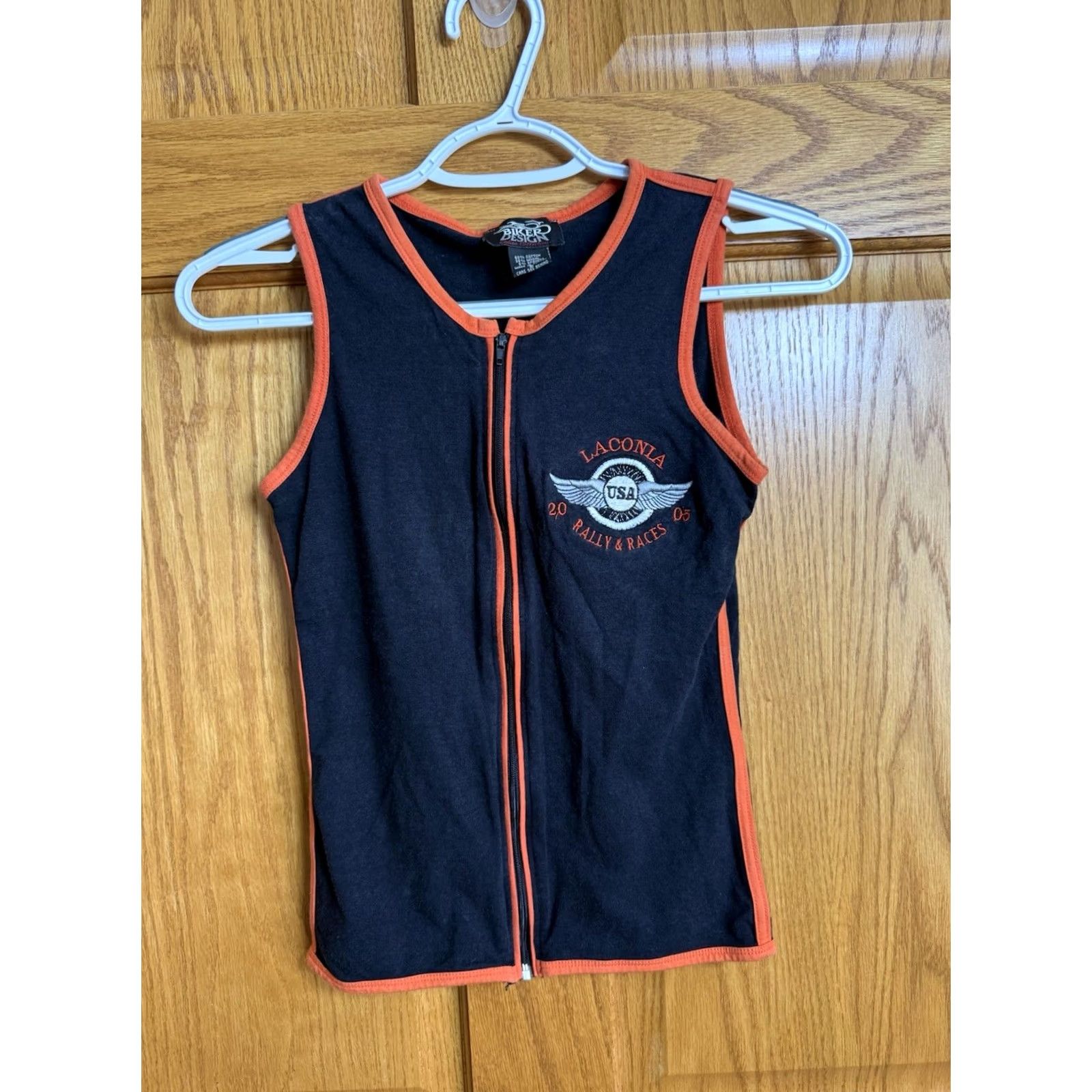 4SDESIGNS VINTAGE Biker Designs Tank Womens Small Laconia Rally and Races 2005 Biker Moto Size S / US 4 / IT 40 - 2 Thumbnail
