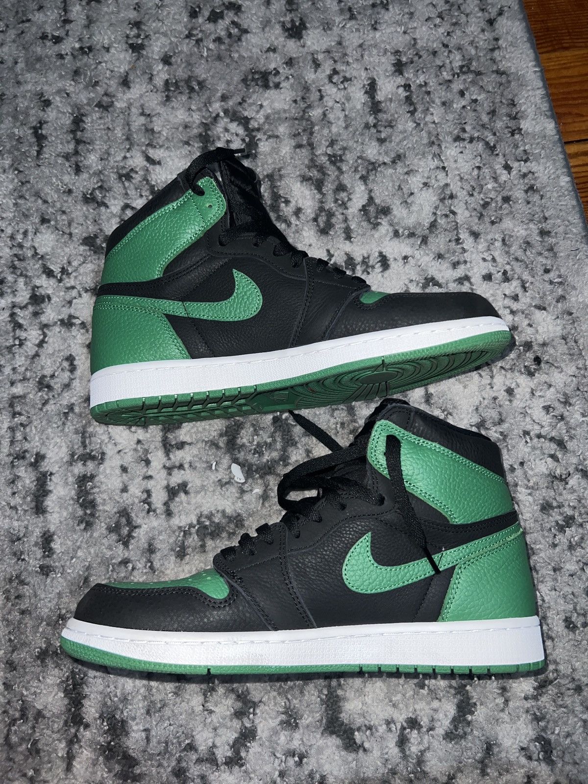 Jordan Brand Pine green Size US 10 / EU 43 - 2 Thumbnail