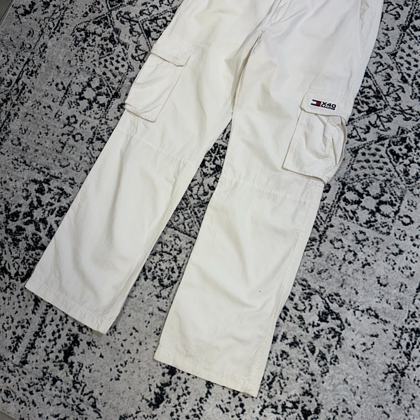 Tommy Hilfiger × Vintage Vintage Tommy Hilfiger Unisex White Cotton Size W38 90s Size US 38 / EU 54 - 3 Thumbnail