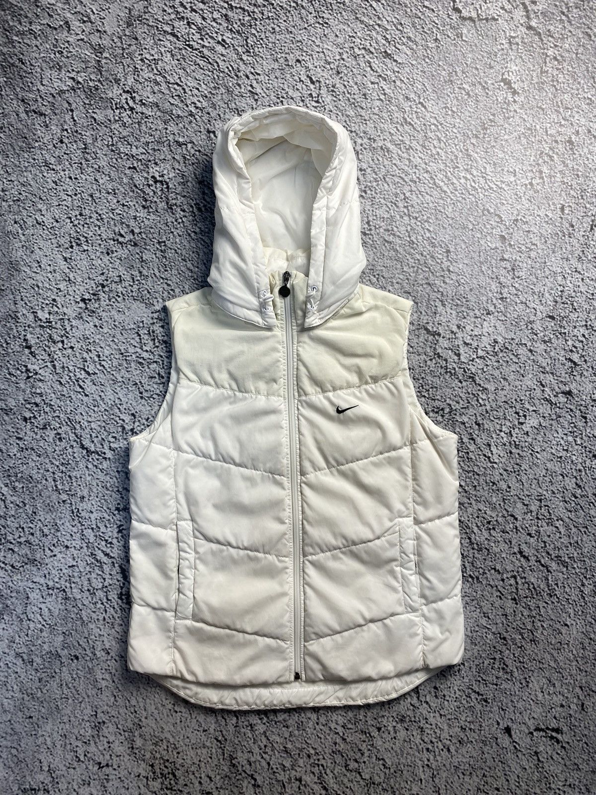 Nike × Vintage Vintage Nike Swoosh Puffer Vest 90s Size M / US 6-8 / IT 42-44 - 1 Thumbnail