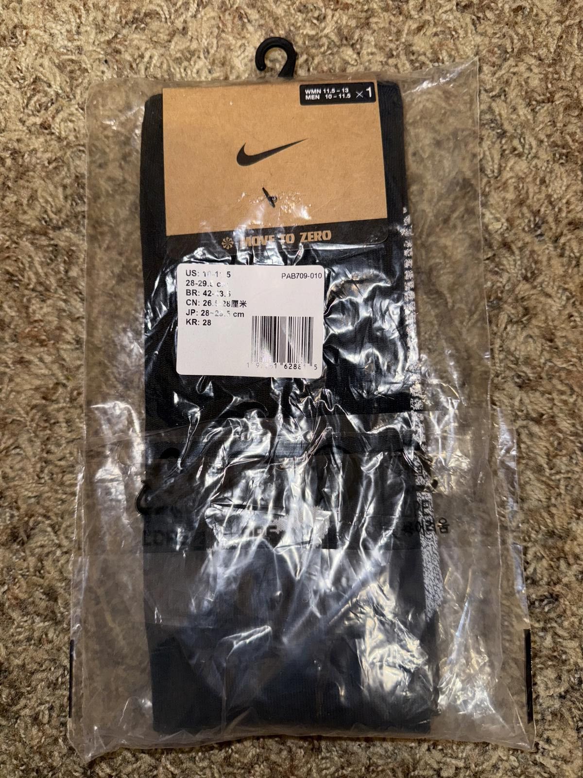 Nike Nike Men’s Corinthians 2025-26 Home Vapor Strike Knee-High Socks Sample Size ONE SIZE - 9 Thumbnail