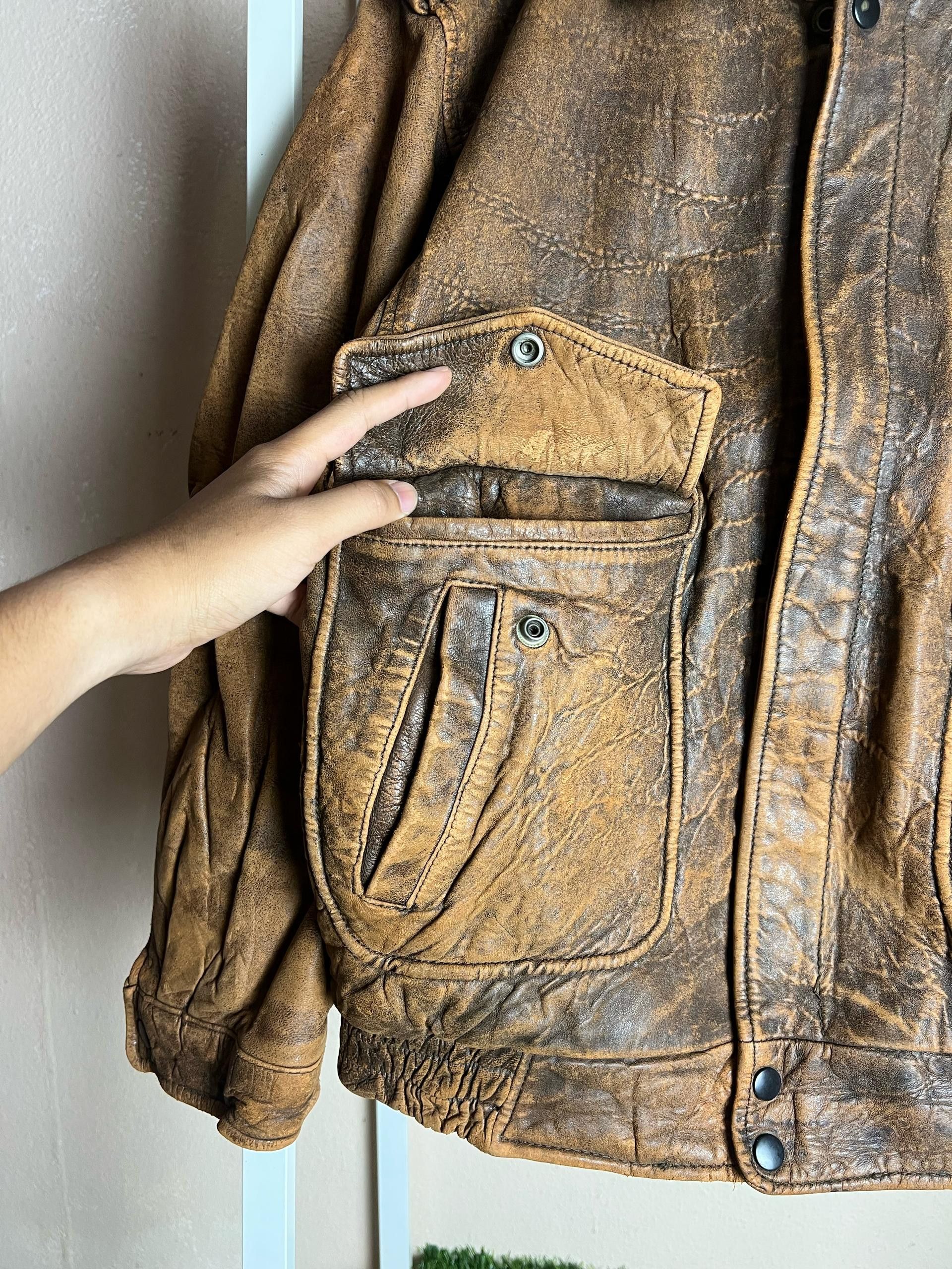 Vintage Vintage Disstrassed Sub Urban Tokyo Leather Flight Jacket Size US S / EU 44-46 / 1 - 6 Thumbnail