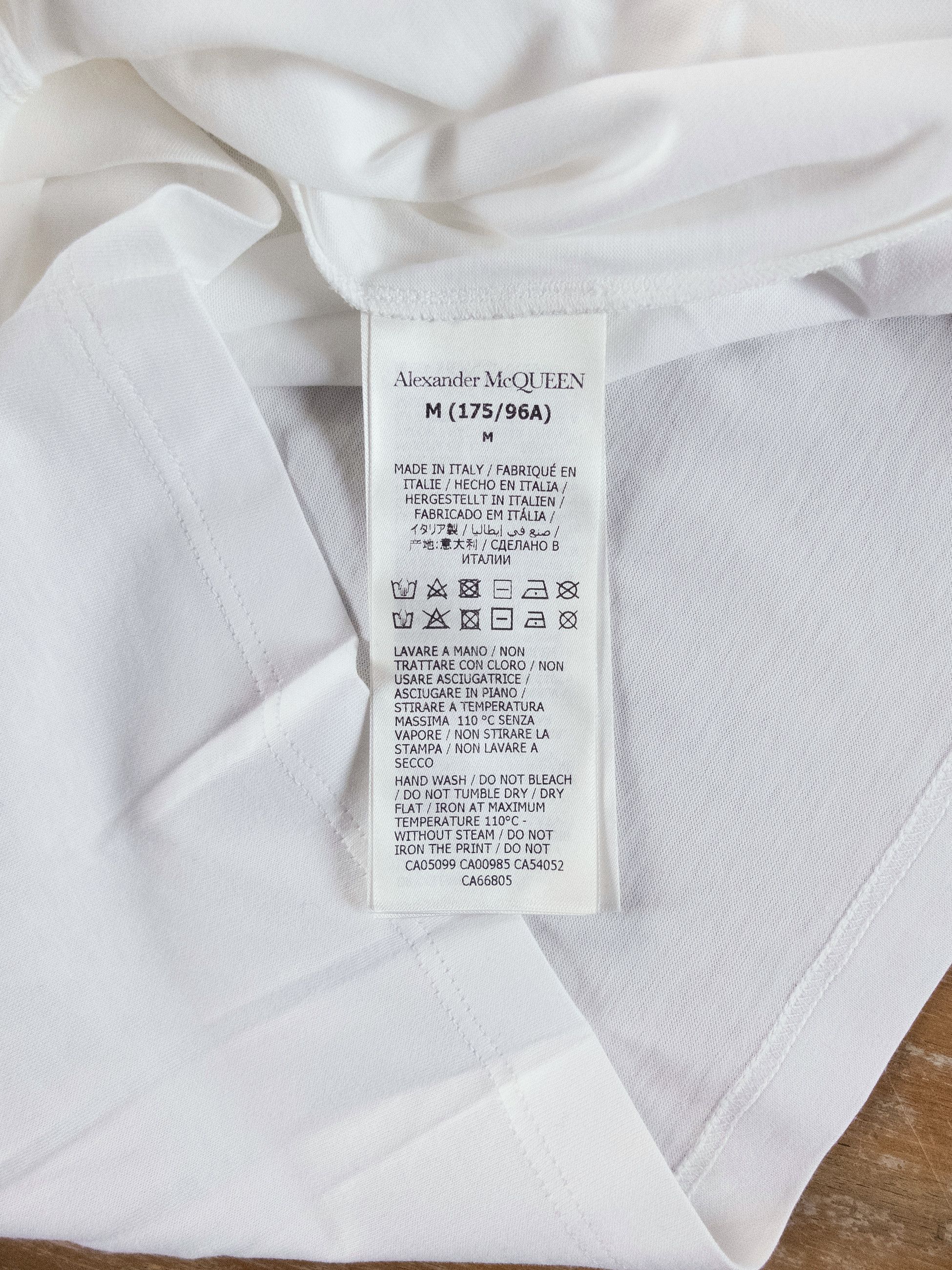 Alexander McQueen ALEXANDER MCQUEEN white Triple Iconic Logo t-shirt Medium Size US M / EU 48-50 / 2 - 7 Thumbnail