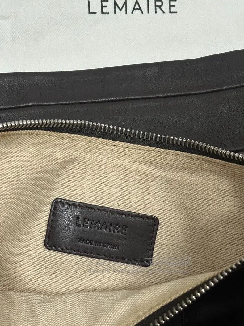 Lemaire LEMAIRE Small Dark Chocolate Lamb Leather Horn Bag Size ONE SIZE - 8 Thumbnail