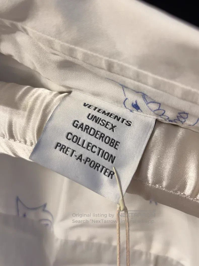 Vetements Vetements Graffiti sleeveless shirt Size US XS / EU 42 / 0 - 2 Thumbnail