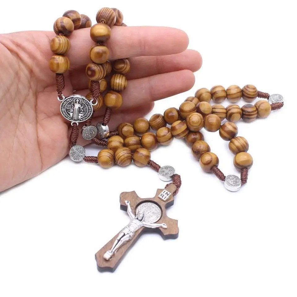 Jewelry × Vintage Trendy Brown Wooden Rosary Necklace Catholic Cross Pendant Size ONE SIZE - 1 Thumbnail