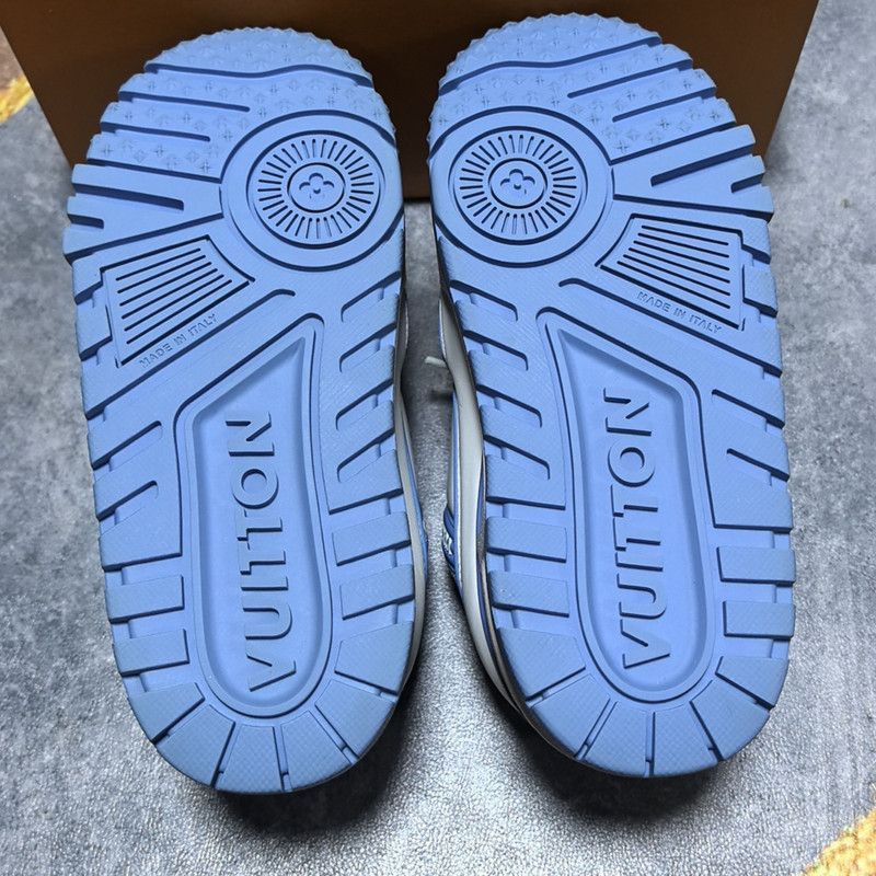 Louis Vuitton Louis Vuitton Trainer Maxi Low-Top Sneakers - Size US 8 / EU 41 - 4 Thumbnail