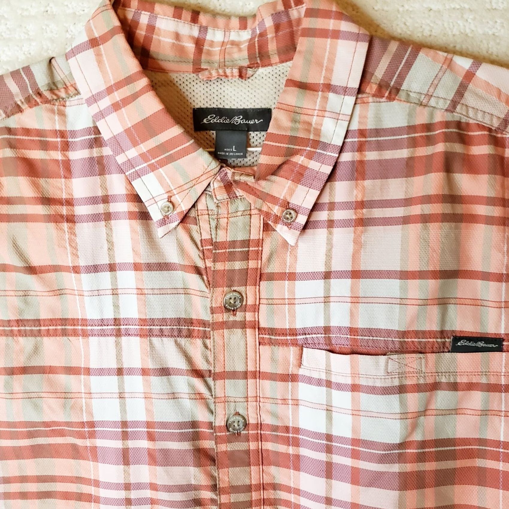 Eddie Bauer EDDIE BAUER Casual Shirt Button-Up Short Sleeve Plaid Peach White Nylon Polyester Microfiber 50 in Chest L Regular Men’s New without Tags Size US L / EU 52-54 / 3 - 4 Thumbnail