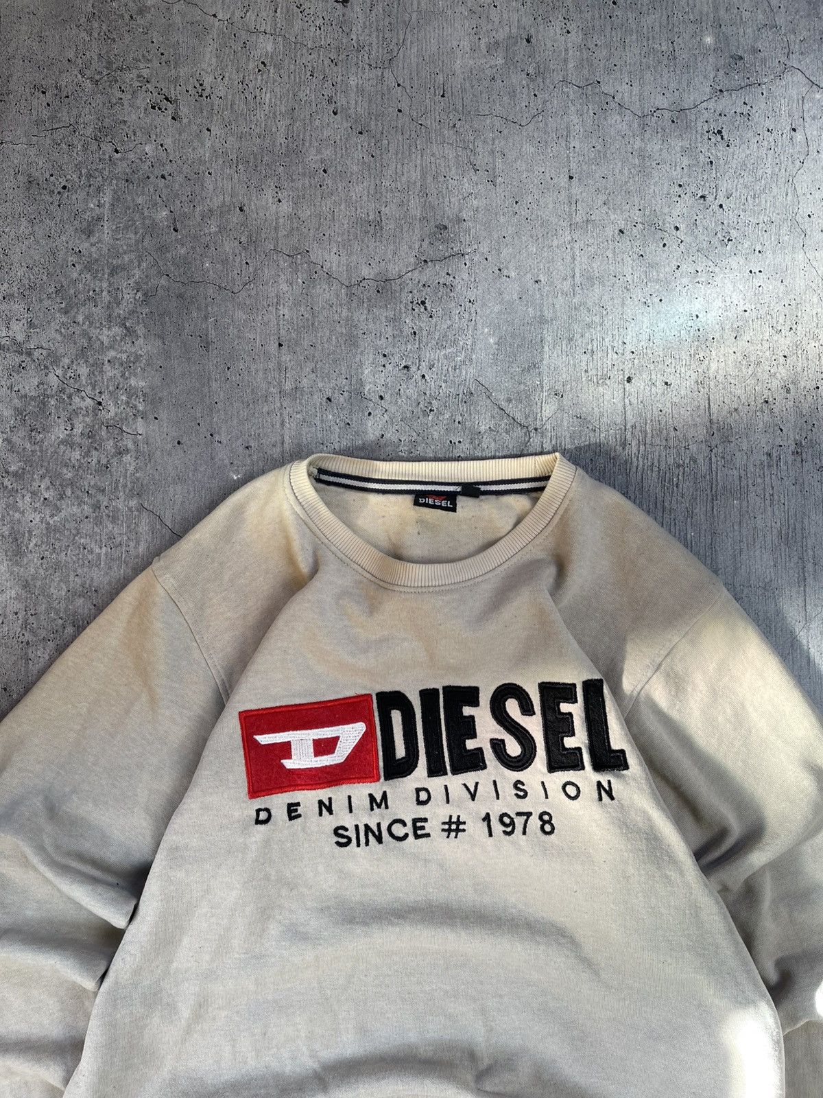 Diesel × Vintage Vintage Sweatshirt Diesel Division denim big logo size m Size US M / EU 48-50 / 2 - 4 Thumbnail