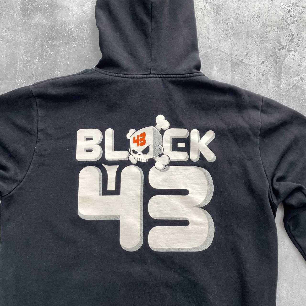 DC Vintage DC Shoes Ken Block No 43 Full Zip Hoodie Faded Black Size US L / EU 52-54 / 3 - 21 Thumbnail