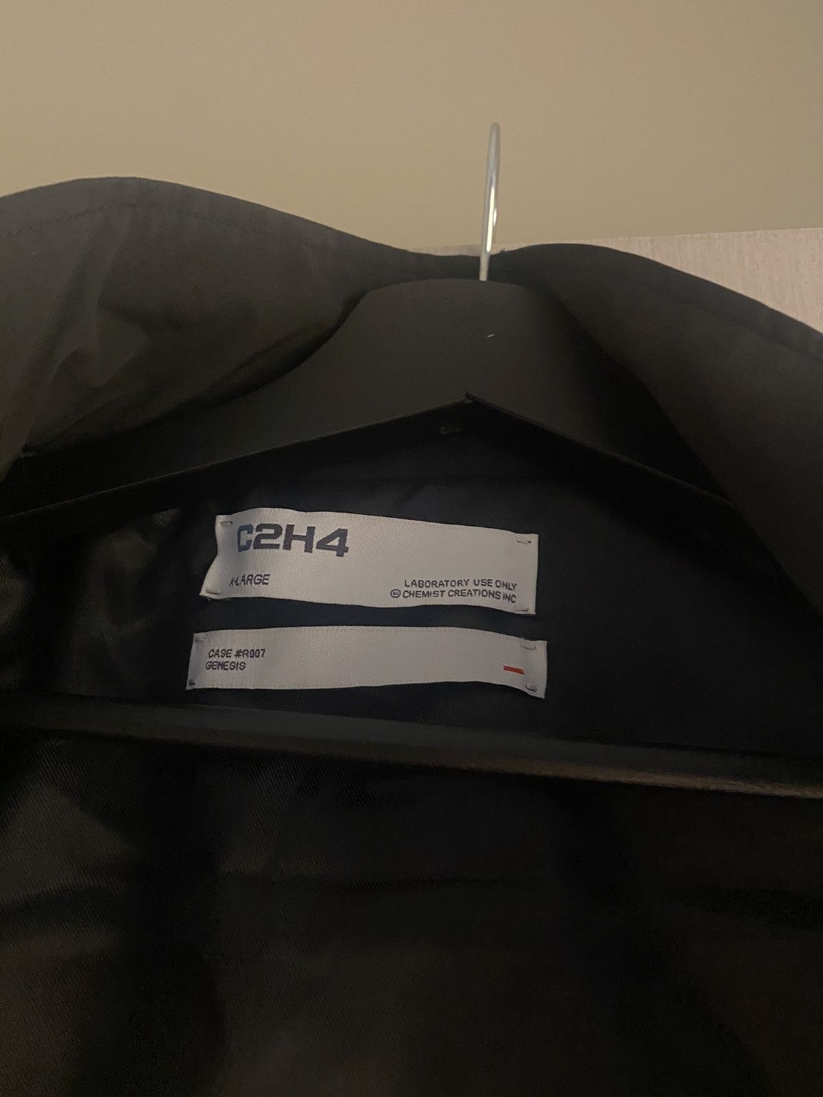 C2H4 007 - Shelter windbreaker Size US XL / EU 56 / 4 - 3 Thumbnail