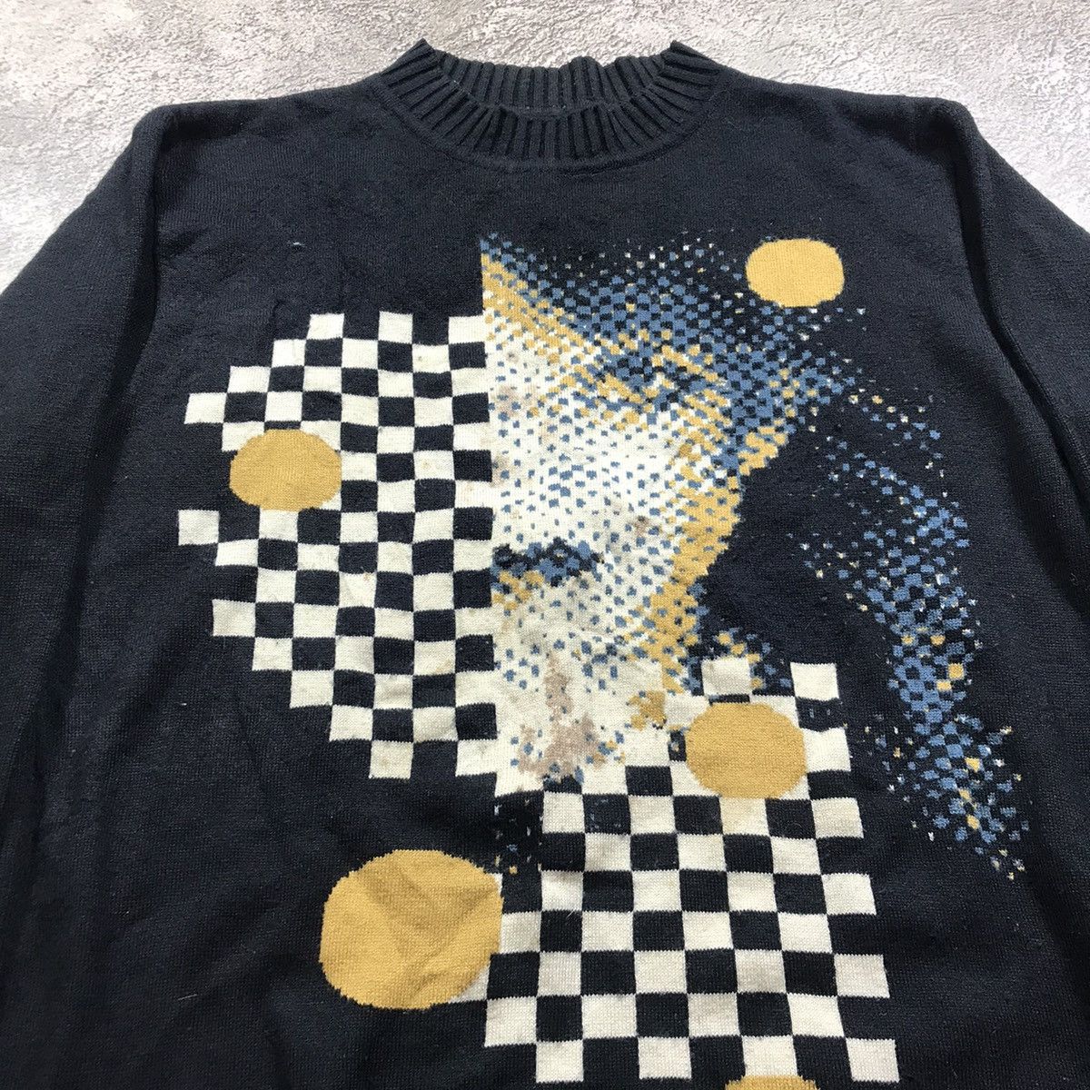 Vintage Vintage 90s Y2K Abstract Face Graphic Sweater Knit Oversized Size US L / EU 52-54 / 3 - 3 Thumbnail