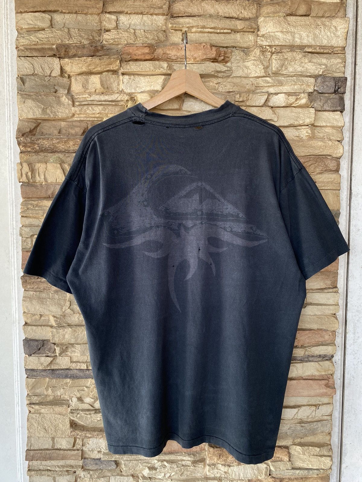 Quiksilver Vintage 90s Quiksilver Backhit Logo Surfing Tees Distressed Size US XL / EU 56 / 4 - 1 Thumbnail