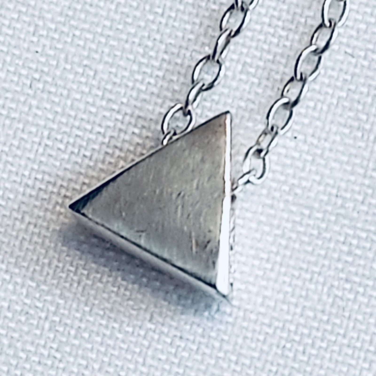 Other 925 Sterling Silver Minimalistic Triangle Charm Necklace Size ONE SIZE - 5 Thumbnail