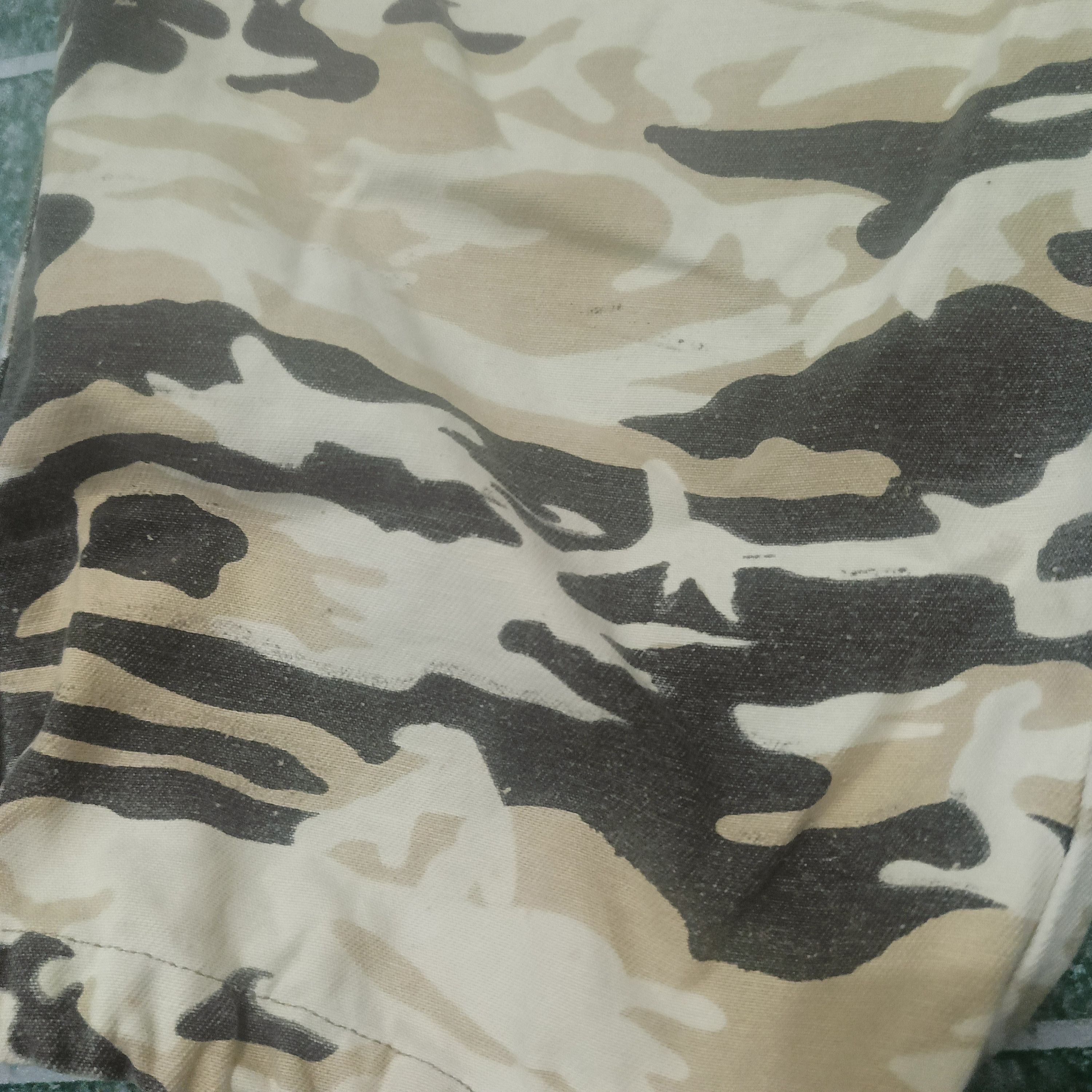 Japanese Brand Rare Japanese Akademiks Safety Camouflage Cargo Pants Size US 35 - 9 Thumbnail