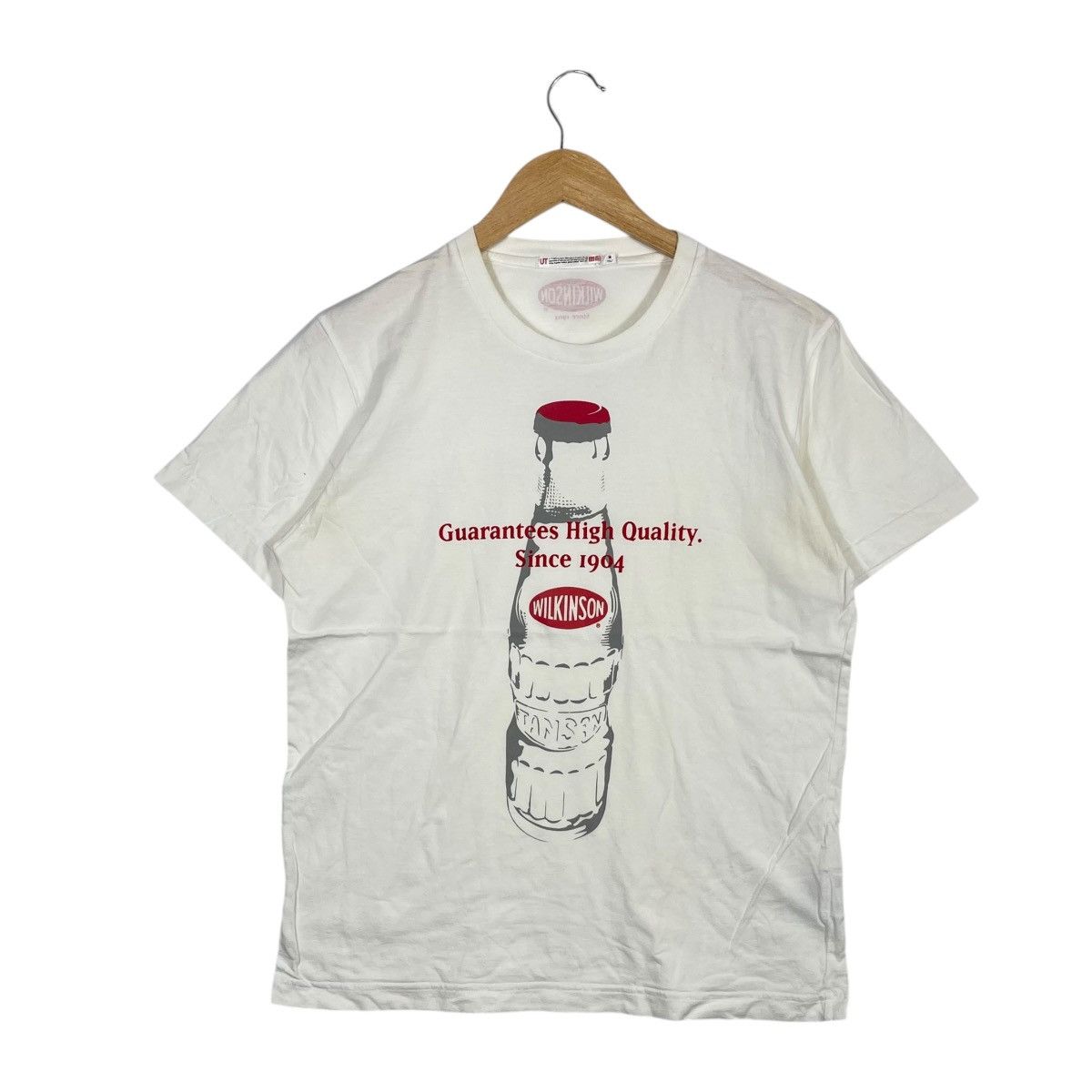 Uniqlo Uniqlo UT Wilkinson Bottle Graphic T Shirt White Japan Promo Size US M / EU 48-50 / 2 - 1 Thumbnail
