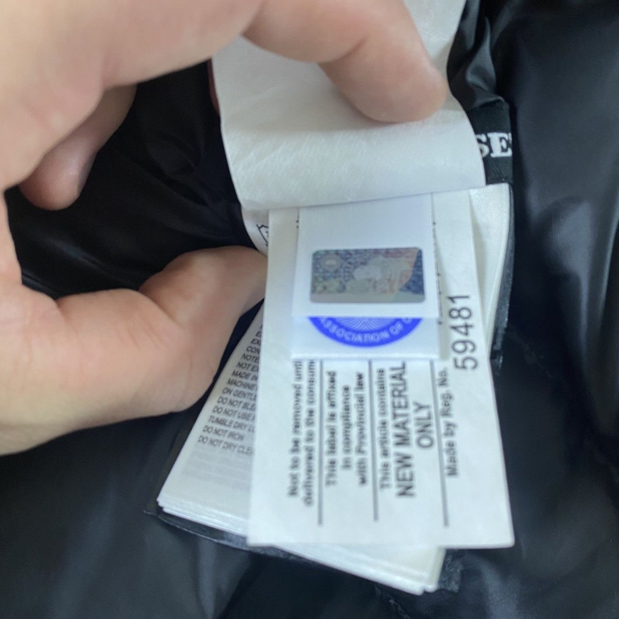 Canada Goose Canada goose Hybridge lite hooded micro puffer jacket Size US L / EU 52-54 / 3 - 15 Thumbnail