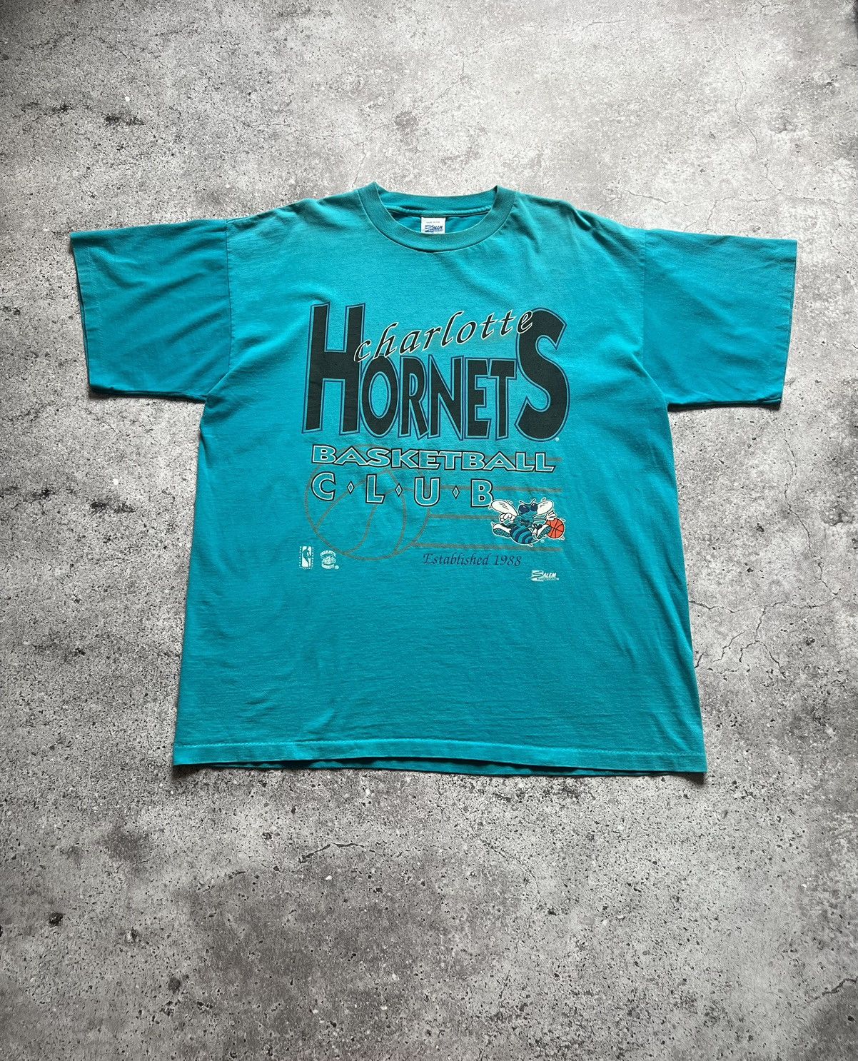 NBA × Vintage Vintage Charlotte Hornets 1988 single stich t shirt Size US XL / EU 56 / 4 - 1 Thumbnail
