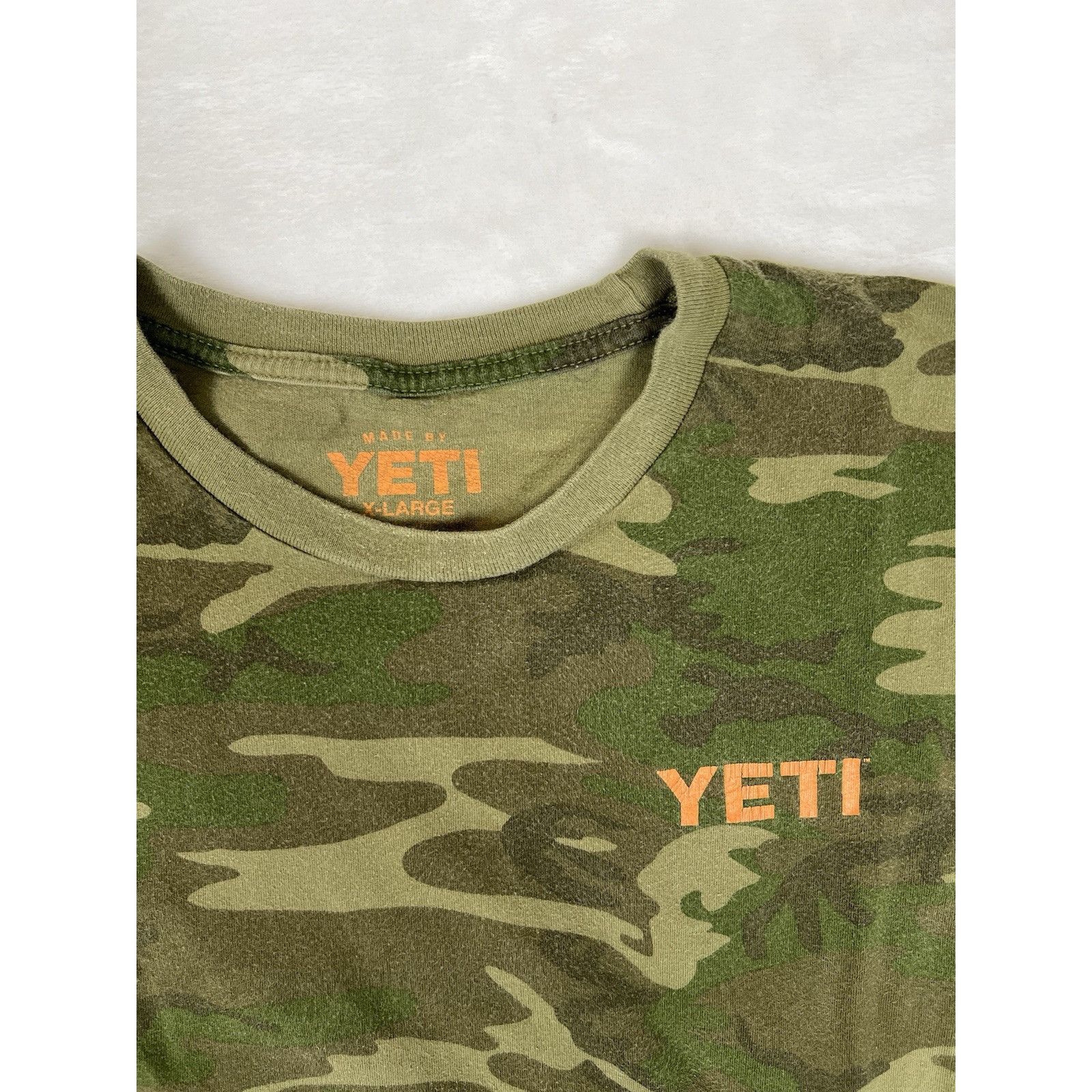 Yeti YETI T-Shirt Mens Size 2XL Camo Orange Print "Built For The Size US XXL / EU 58 / 5 - 2 Thumbnail