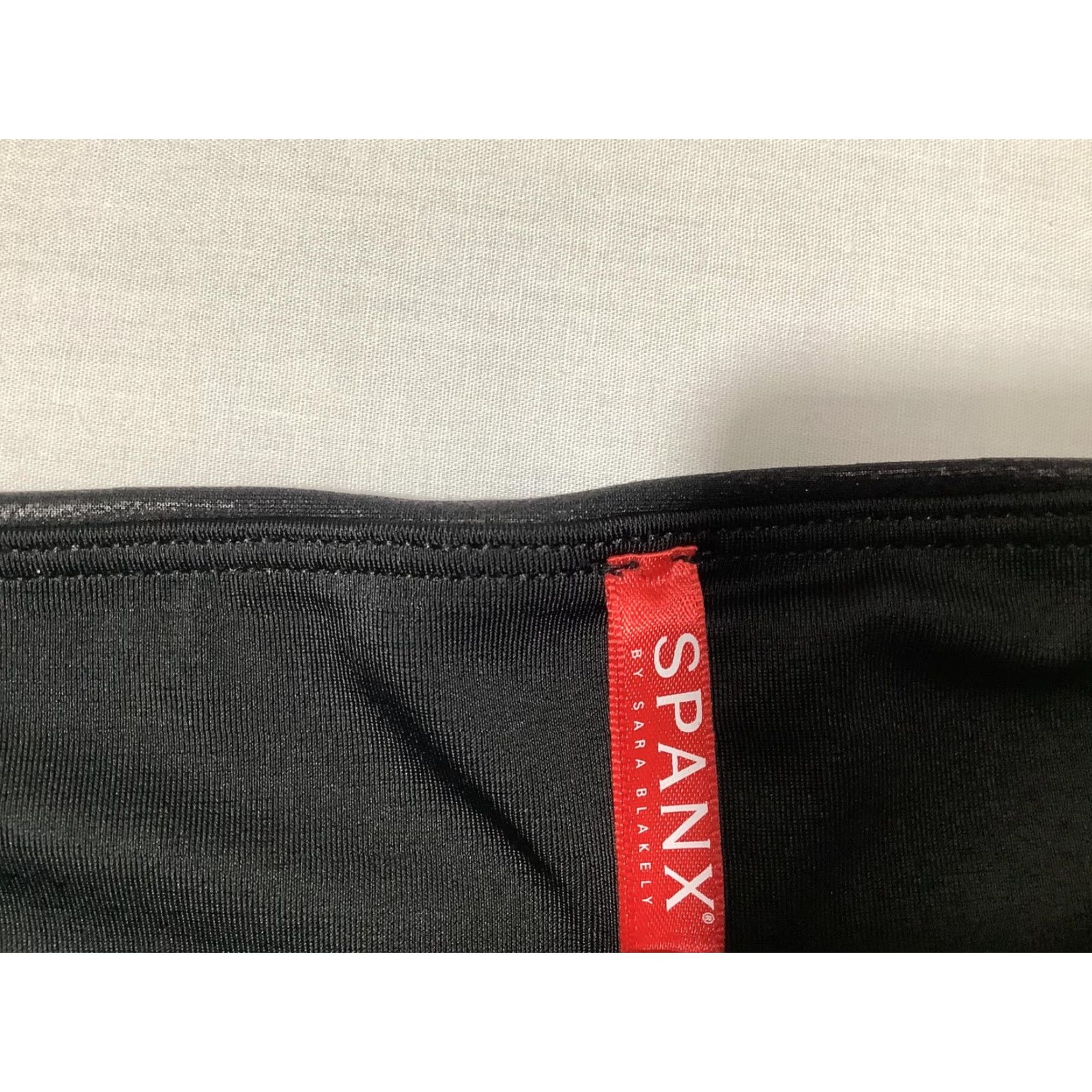 Spanx SPANX Faux Leather Leggings Womens Large Black High Rise Shaping Pull On Pants Size 36" / US 14 / IT 50 - 4 Thumbnail