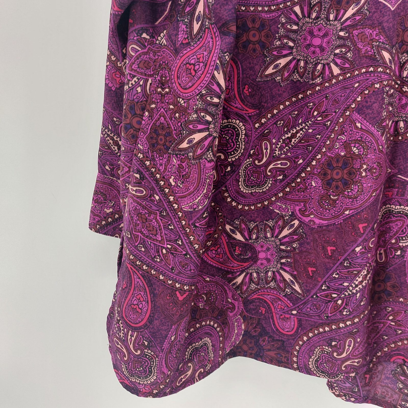 Other Catherines Womens Pink Paisley Blouse 3x (26/28W) Button-Tab Size 3XL / US 20-22 - 10 Thumbnail