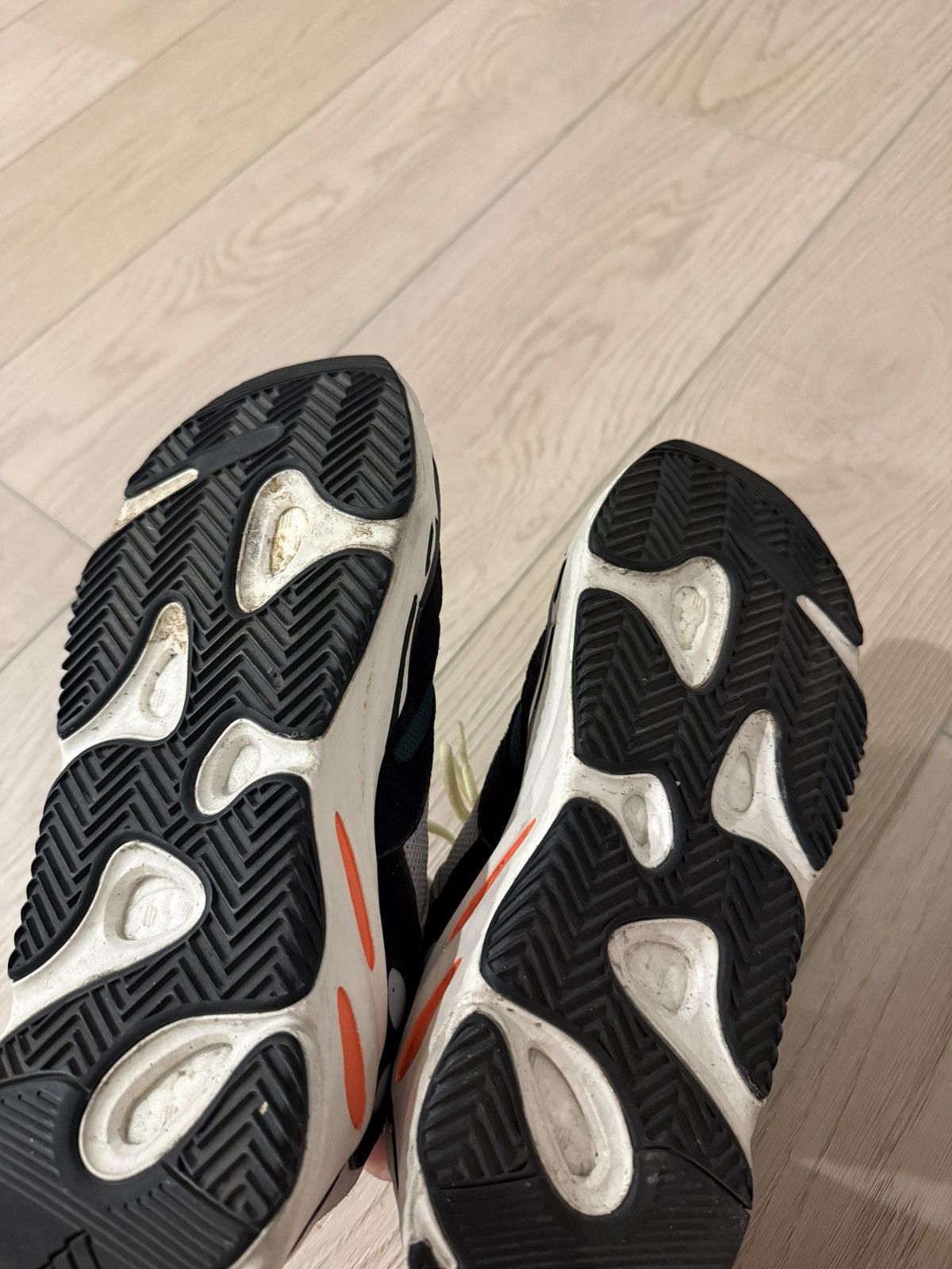Adidas Yeezy 700 wave runner Size US 10.5 / EU 43-44 - 5 Thumbnail
