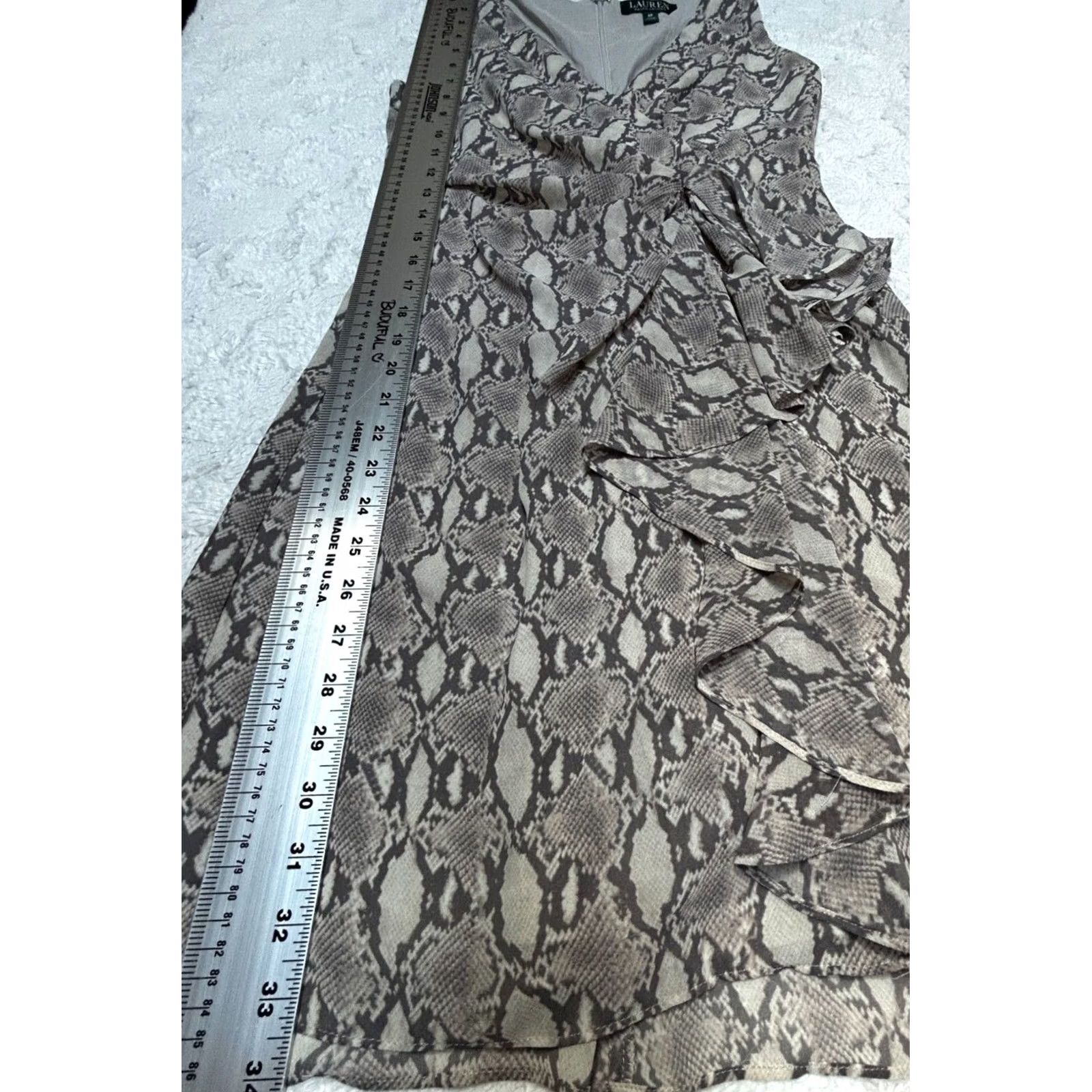Ralph Lauren Lauren Ralph Lauren Freddie Georgette Snakeskin Print Cocktail Dress 0P Sleeveless V-Neck Tan/Snakeskin Women B ... Size XS / US 0-2 / IT 36-38 - 8 Thumbnail