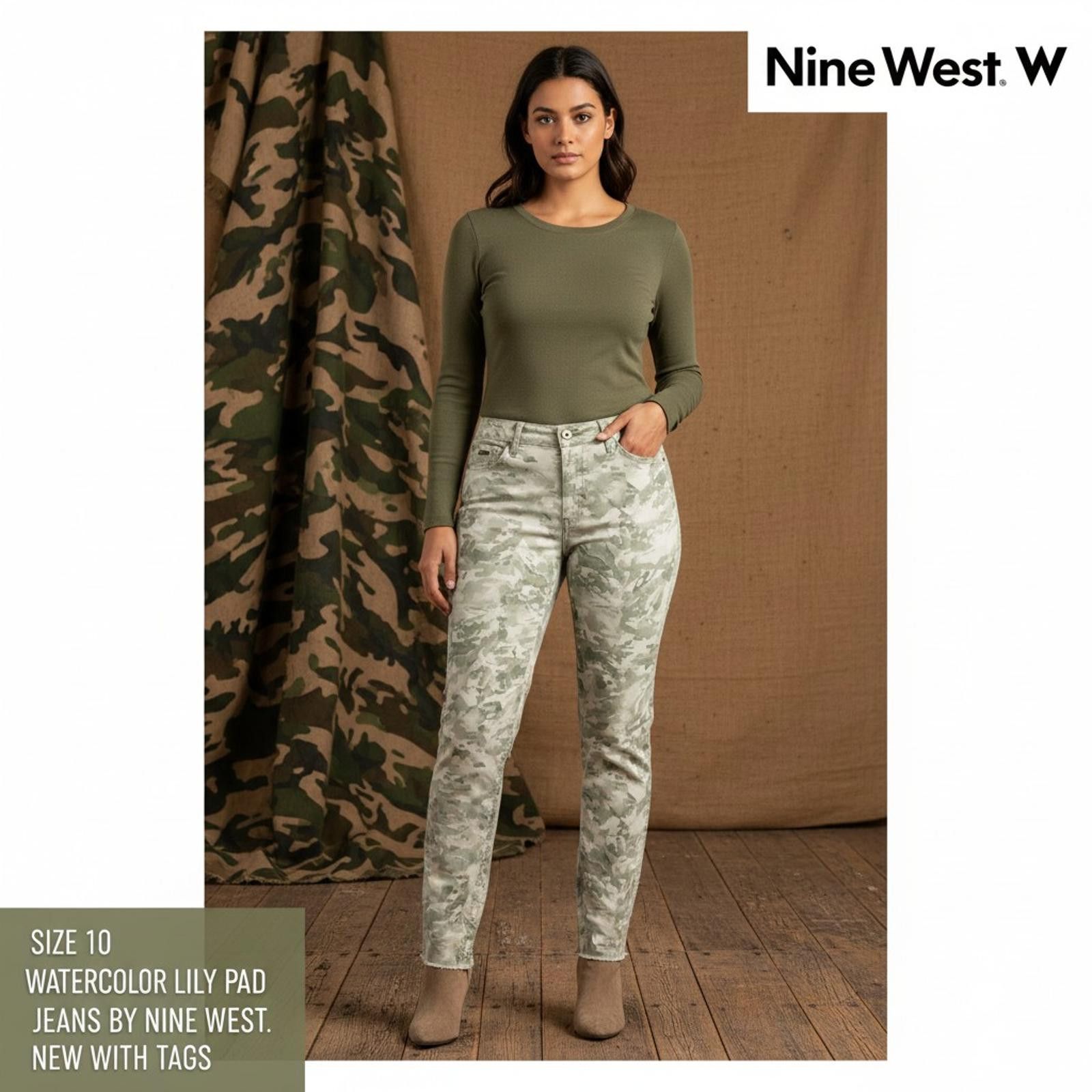 Nine West Nine West Watercolor Lily Pad Jeans Size 10 Size 32" / US 10 / IT 46 - 1 Thumbnail