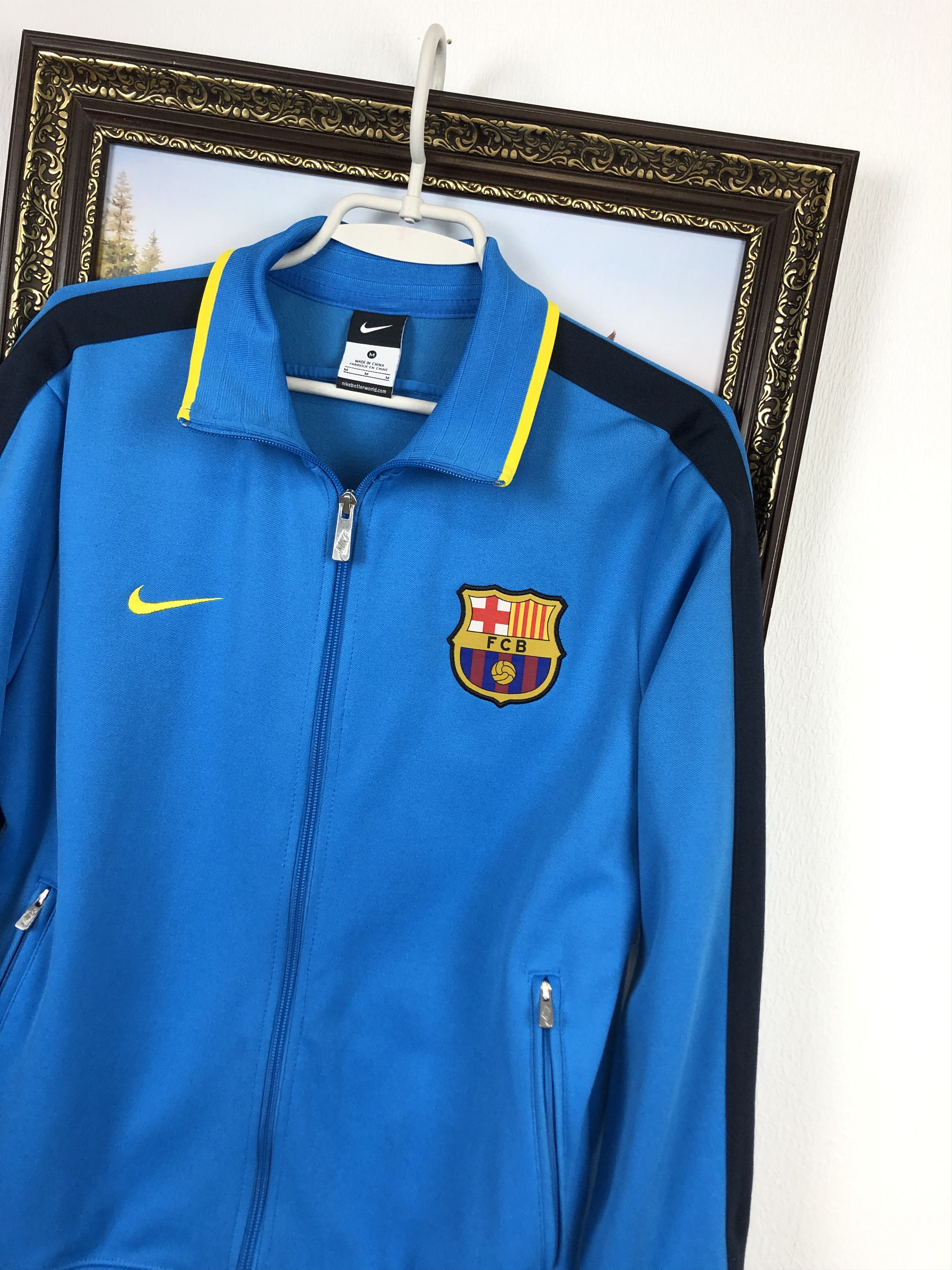Nike Vintage Nike Barcelona Football Jacket Soccer Track Top Zip Size US M / EU 48-50 / 2 - 4 Thumbnail